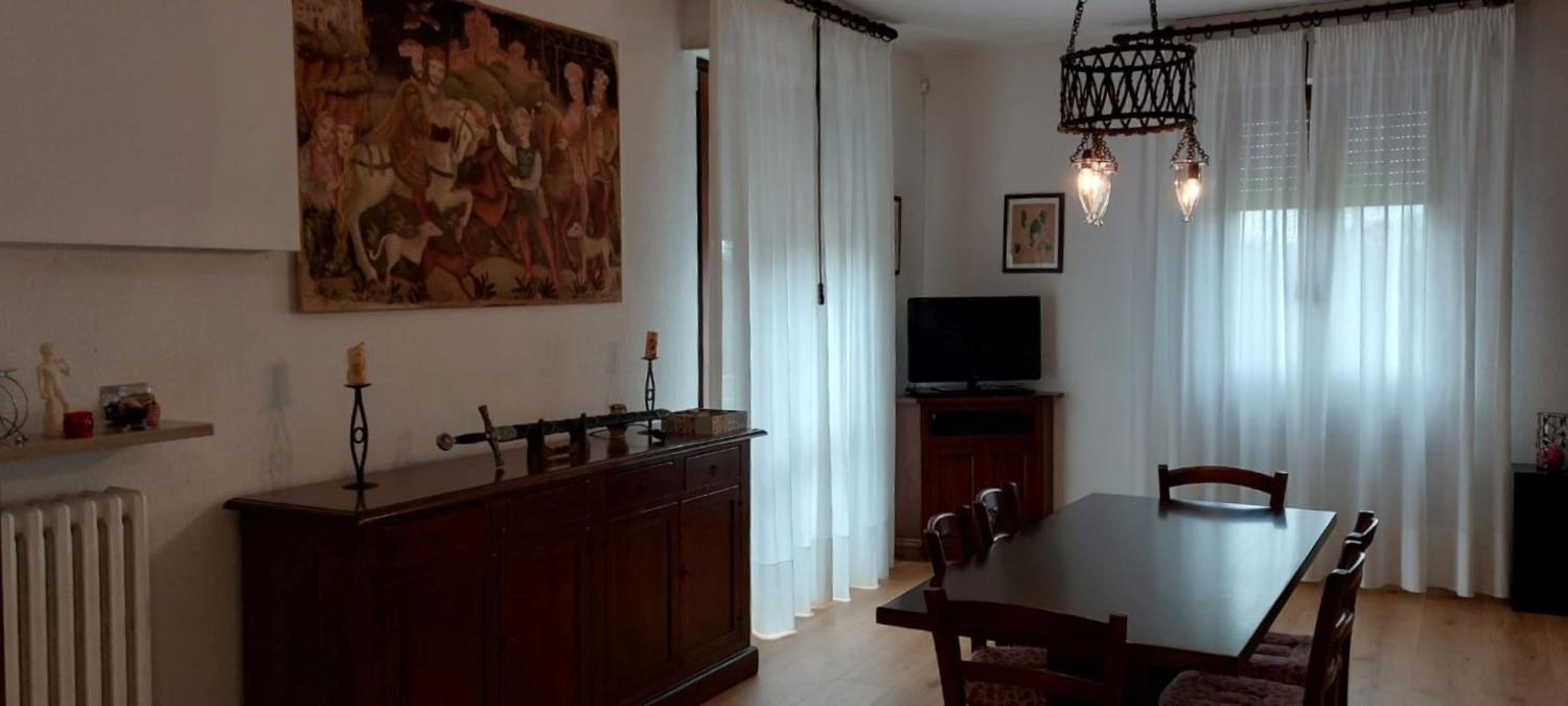 Apartment with Balcony photo 2