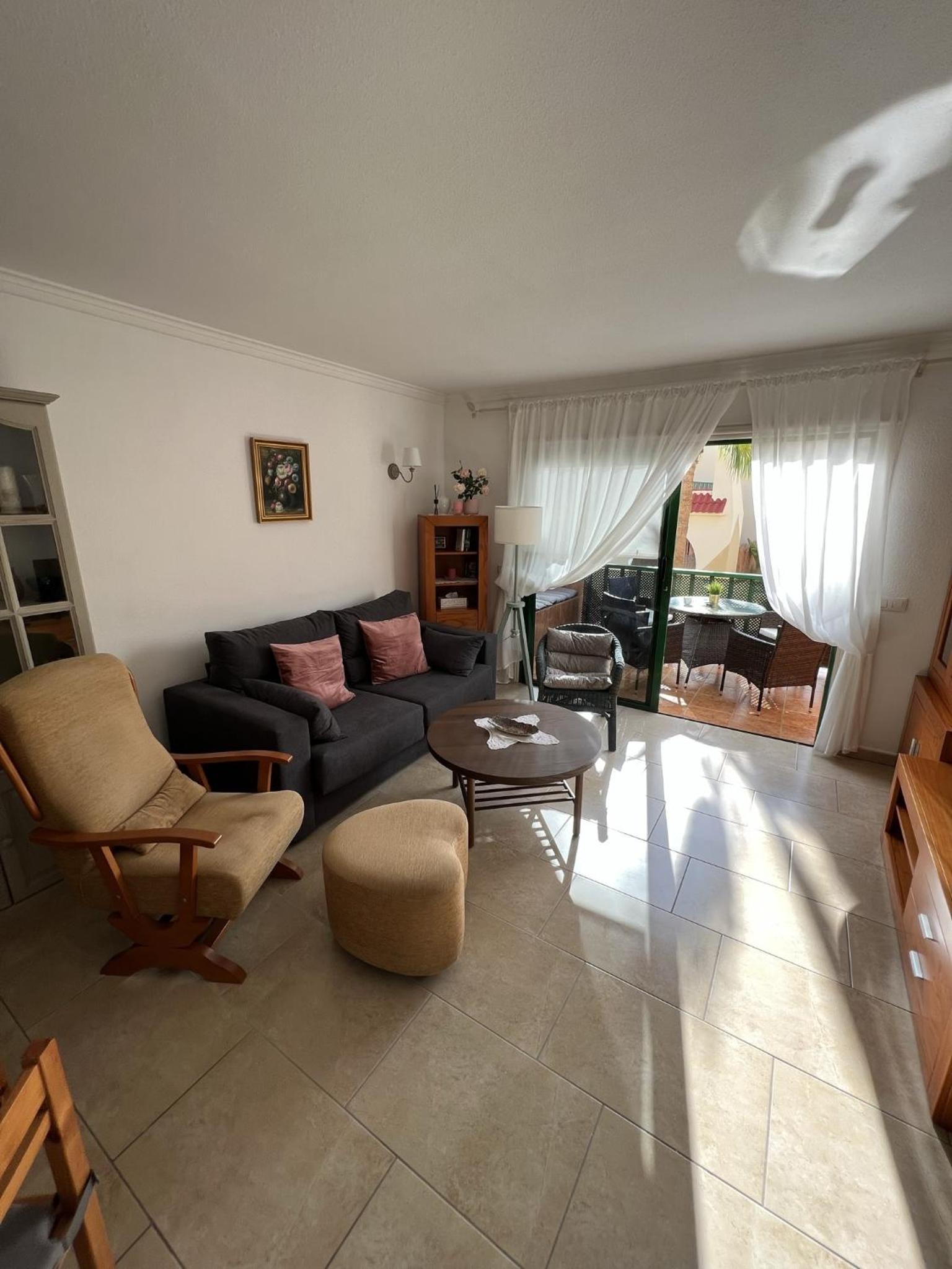 Apartamento con vista al jardín