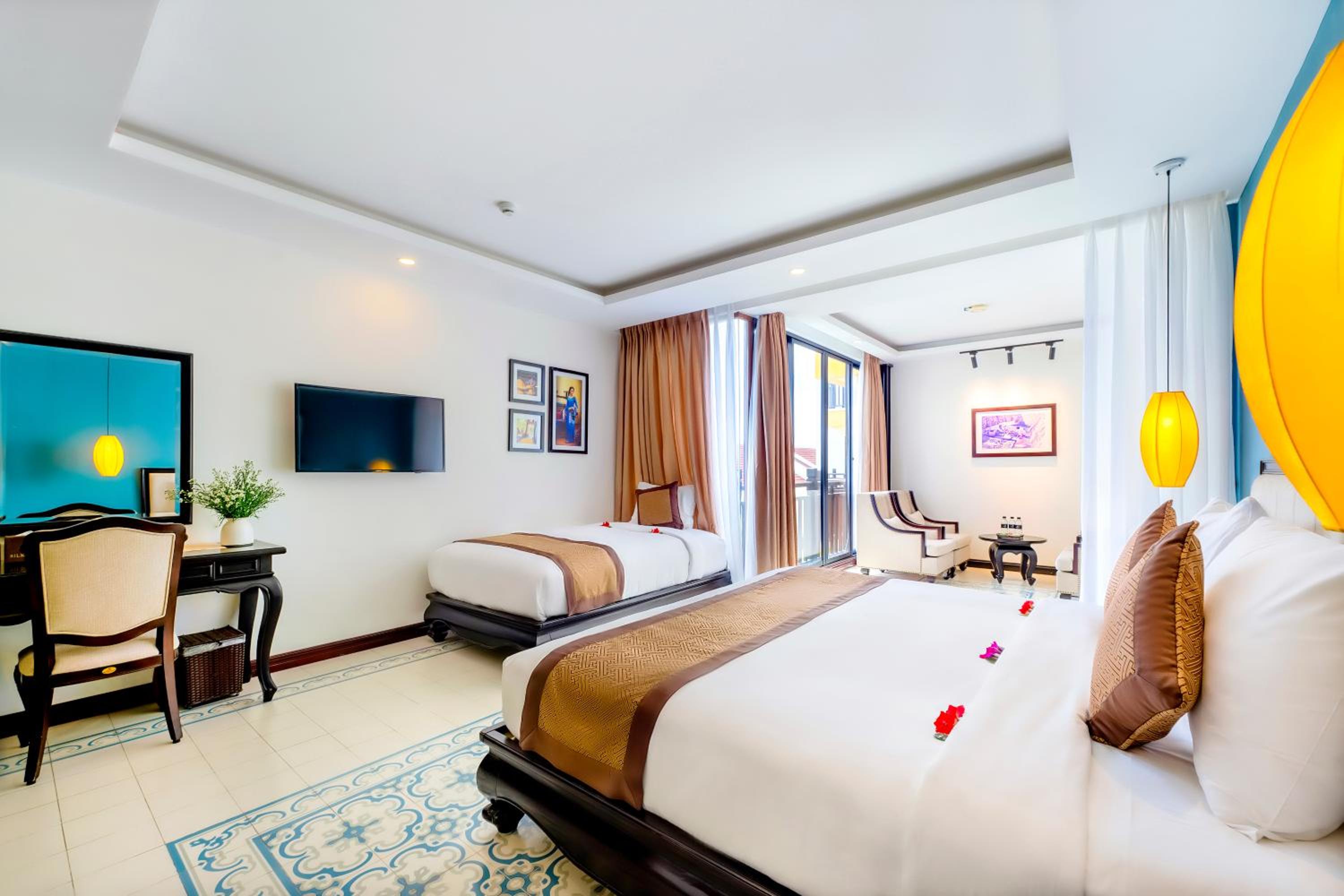 Deluxe Double or Twin Room with Balcony photo 1