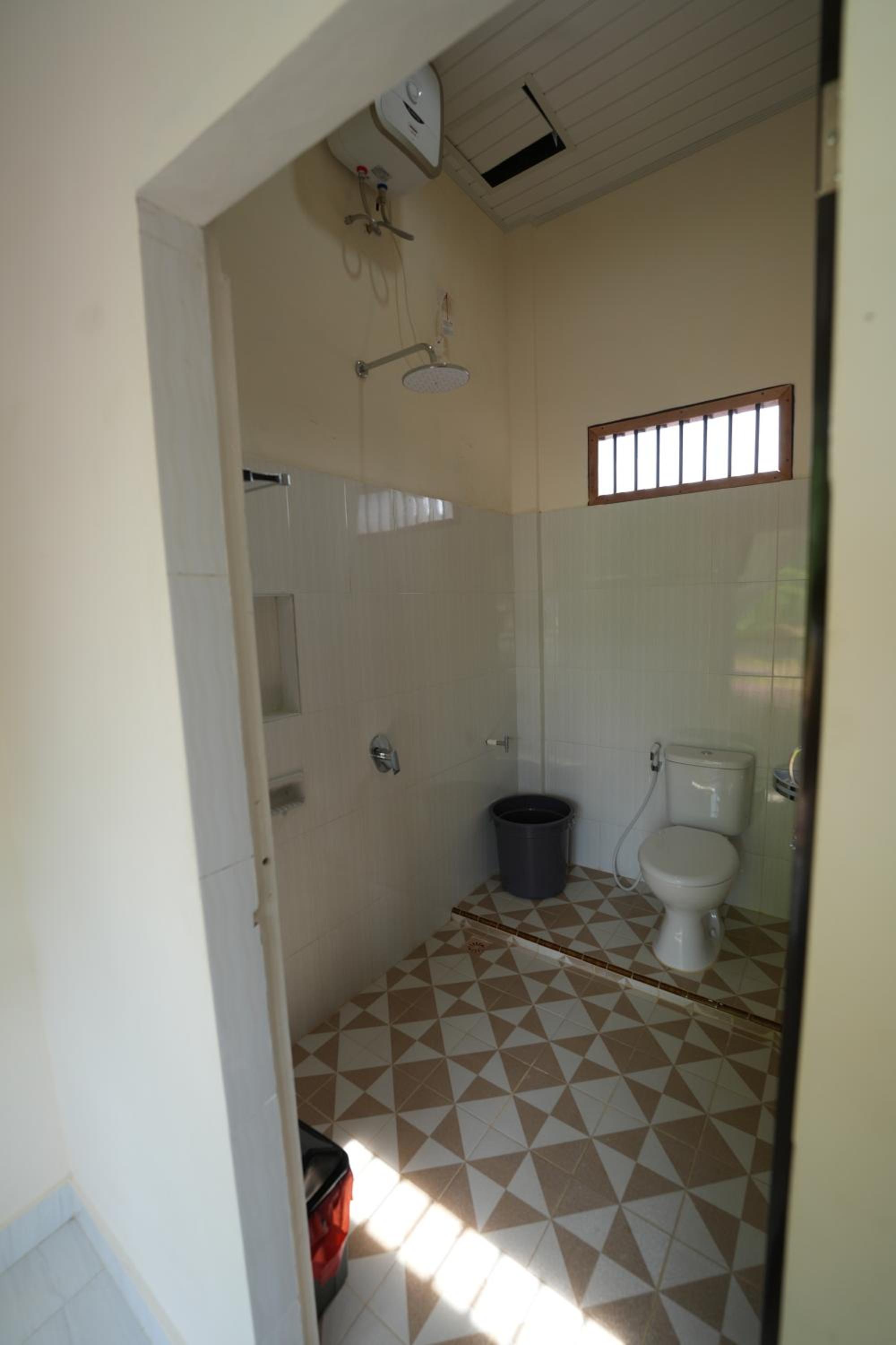 Deluxe Double Room - Photo 9