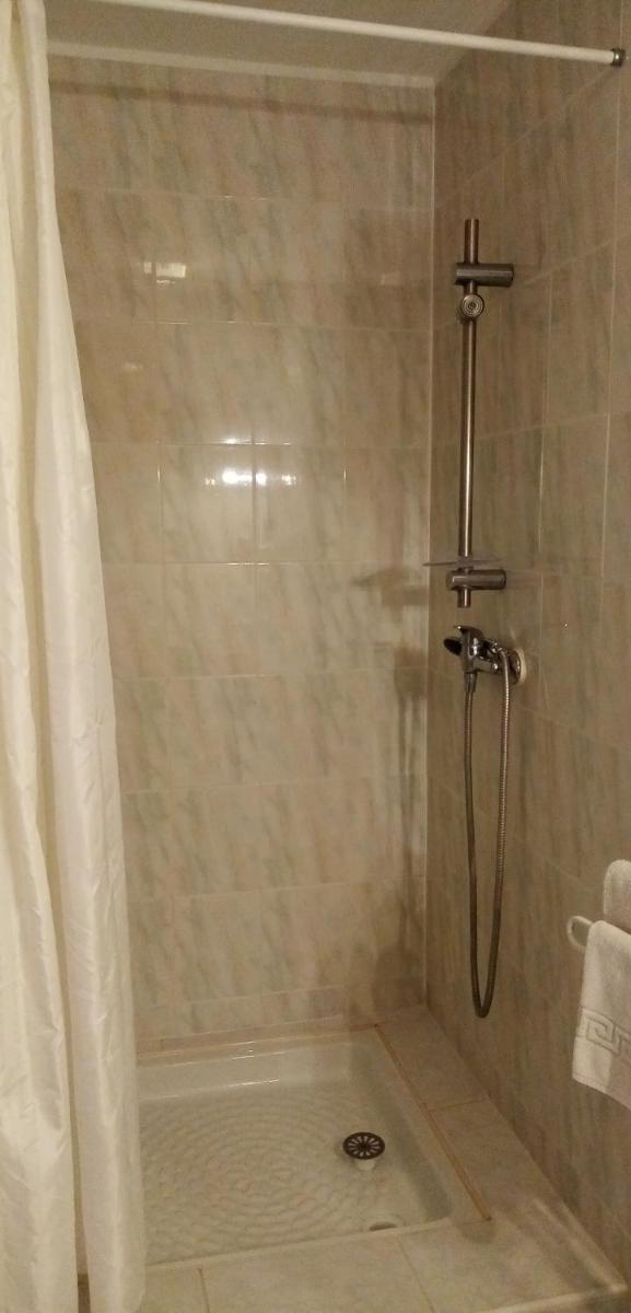 Standard Double Room with Fan - Photo 7