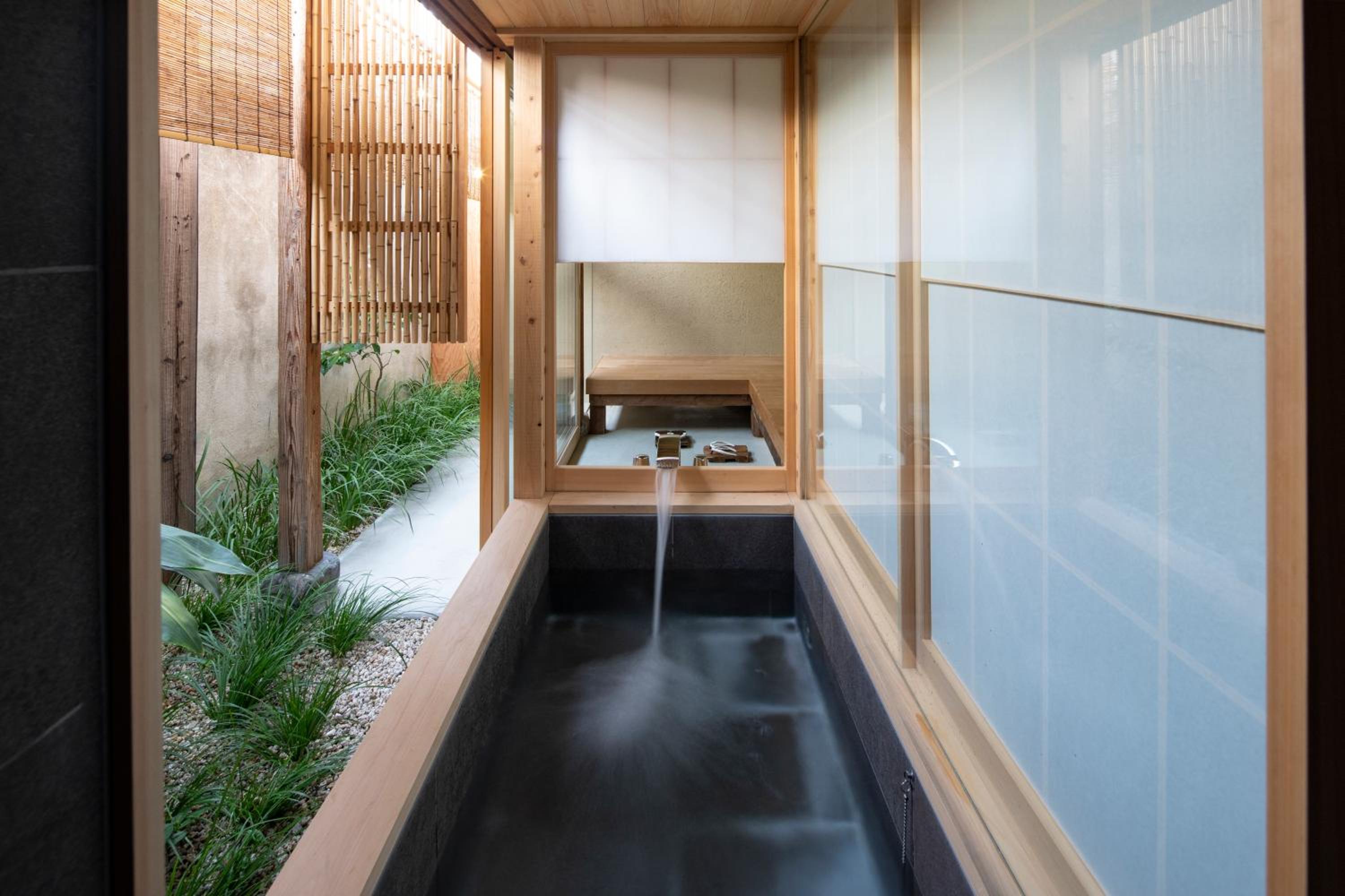 Japanese-Style Townhouse - Non-Smoking