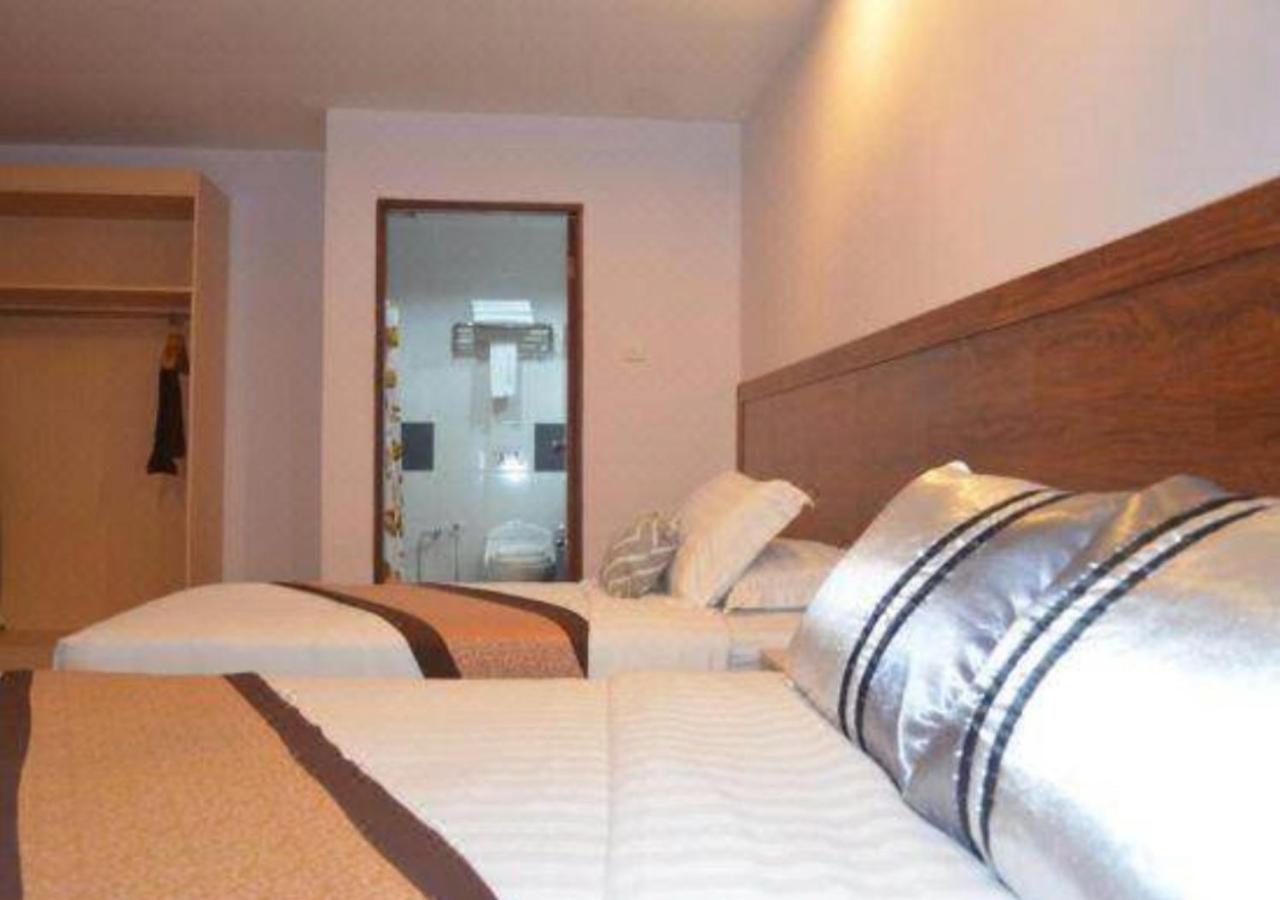 Double Room with Balcony photo 3