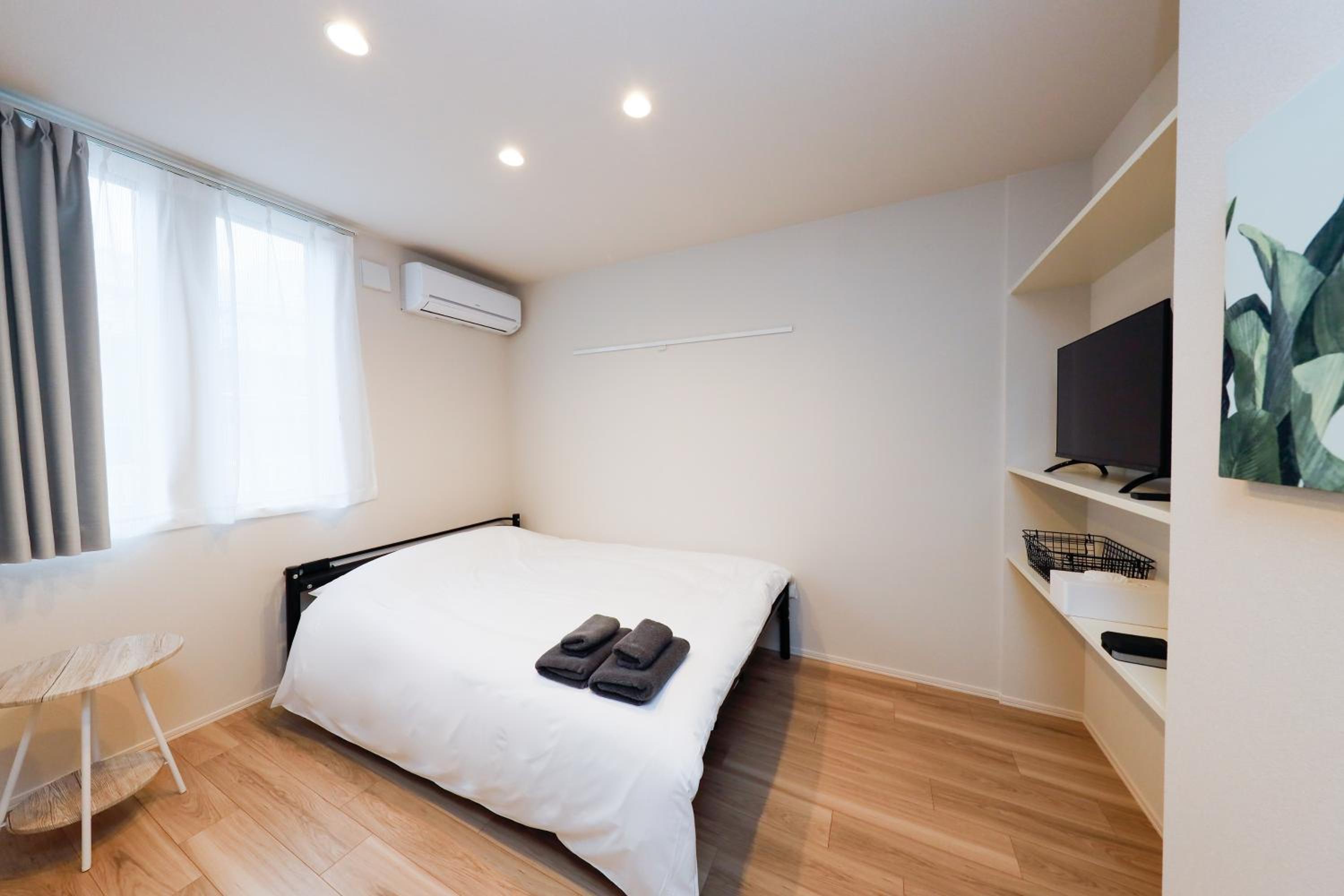 One-Bedroom Apartment photo 3