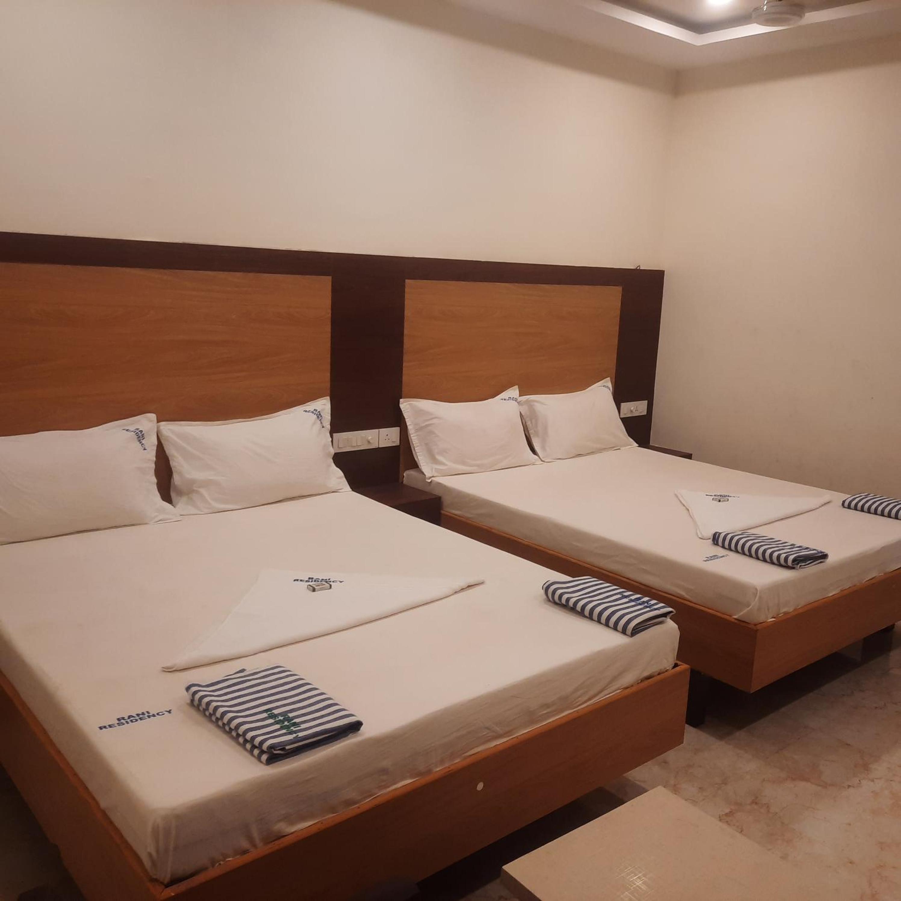 Deluxe Queen Room With Two Queen Beds