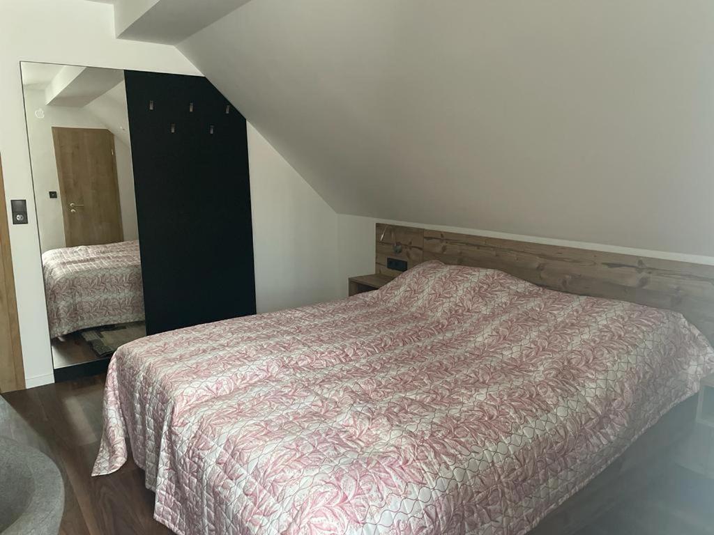 Double Room with Private Bathroom photo 2