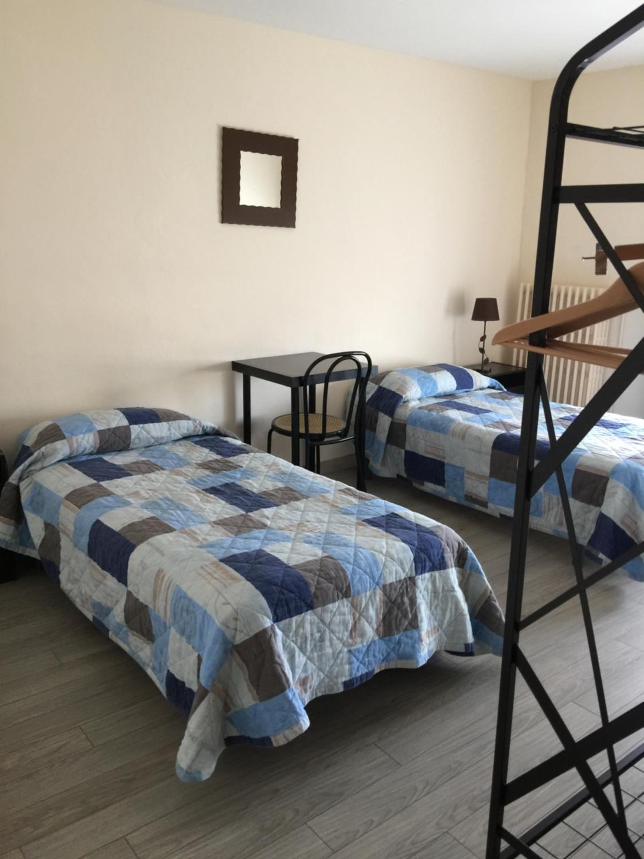 Twin Room with TV
