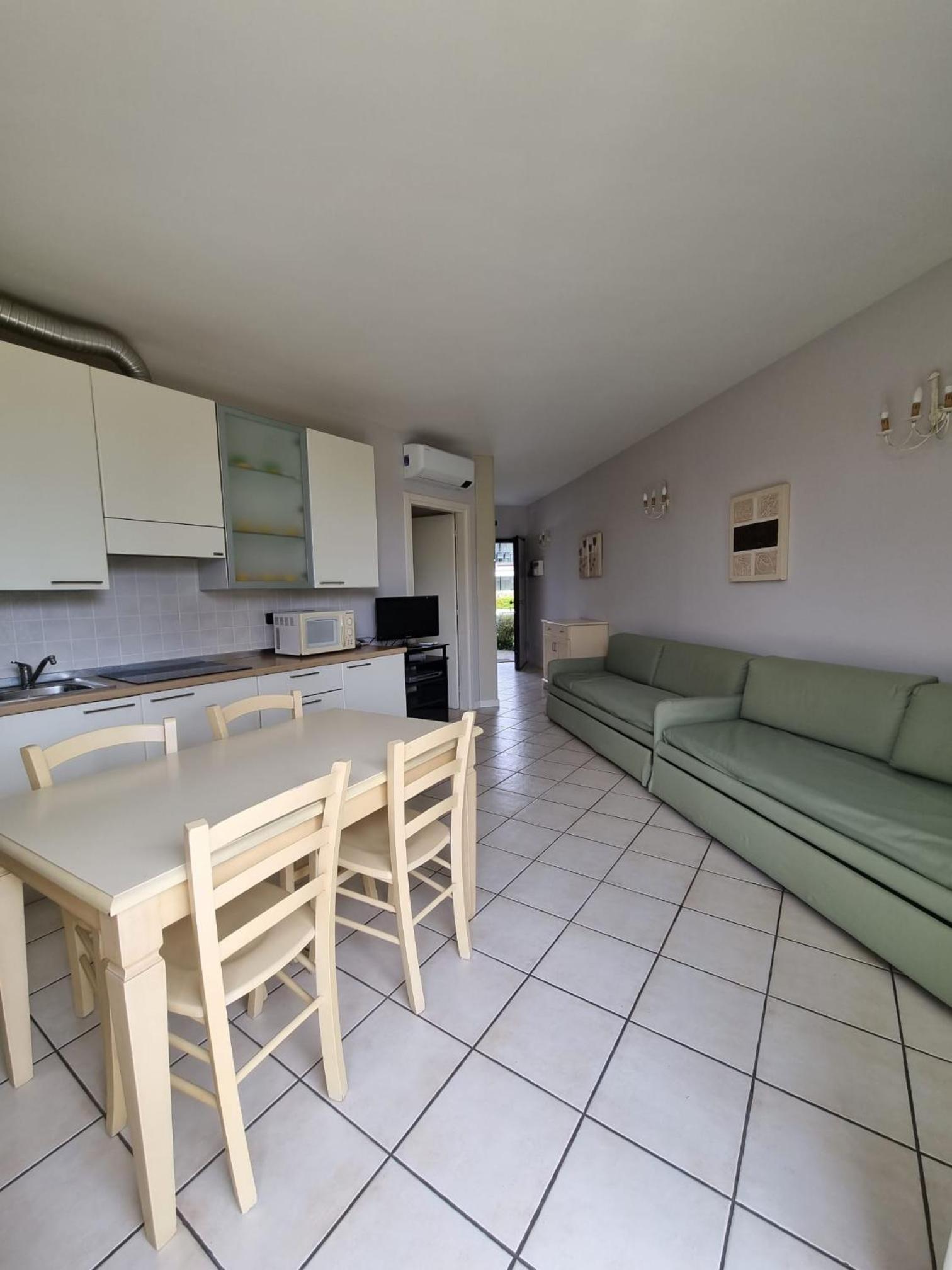 Standard One-Bedroom Suite with Terrace - Photo 5