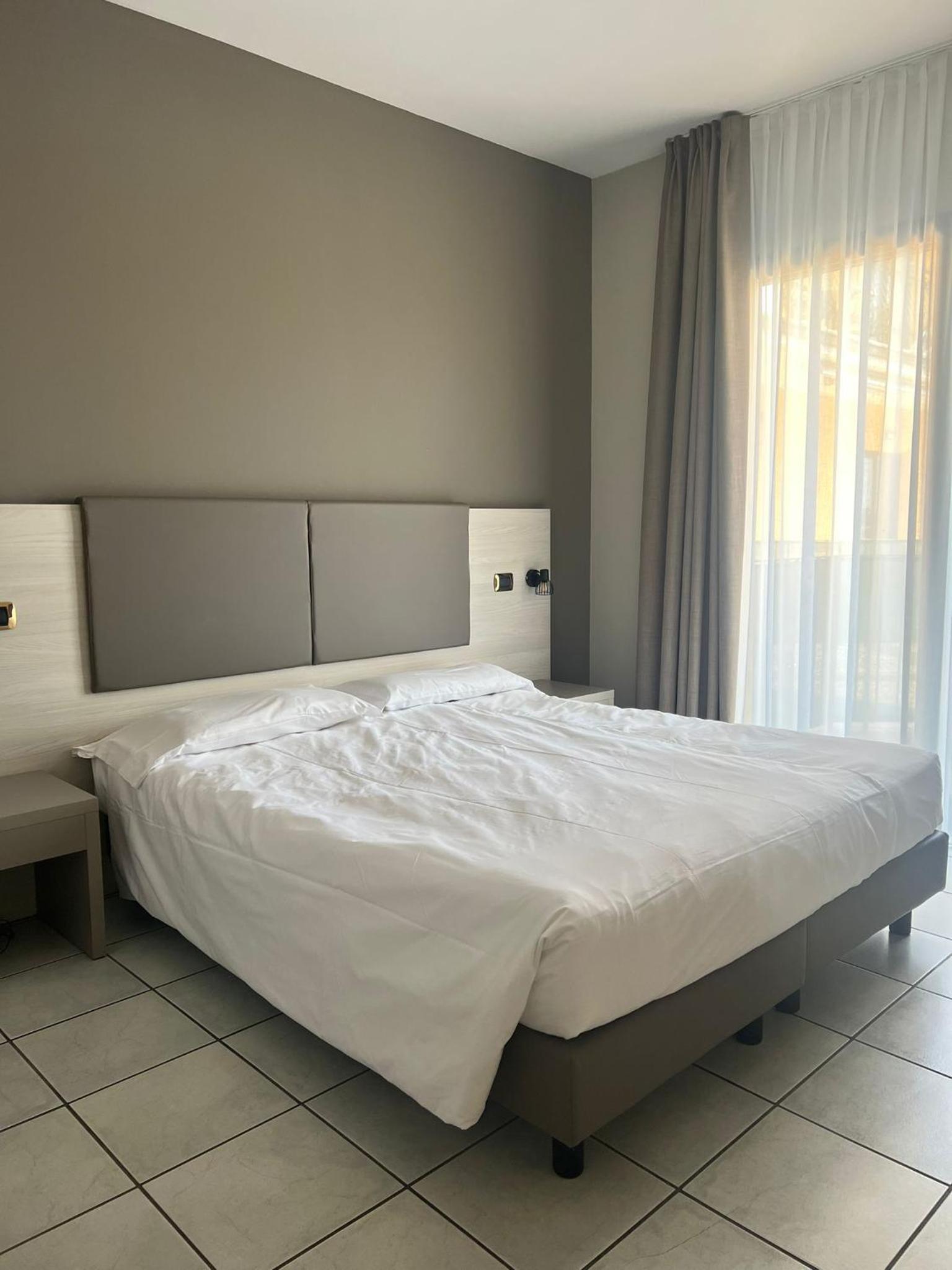 Double Room with Terrace - Photo 1