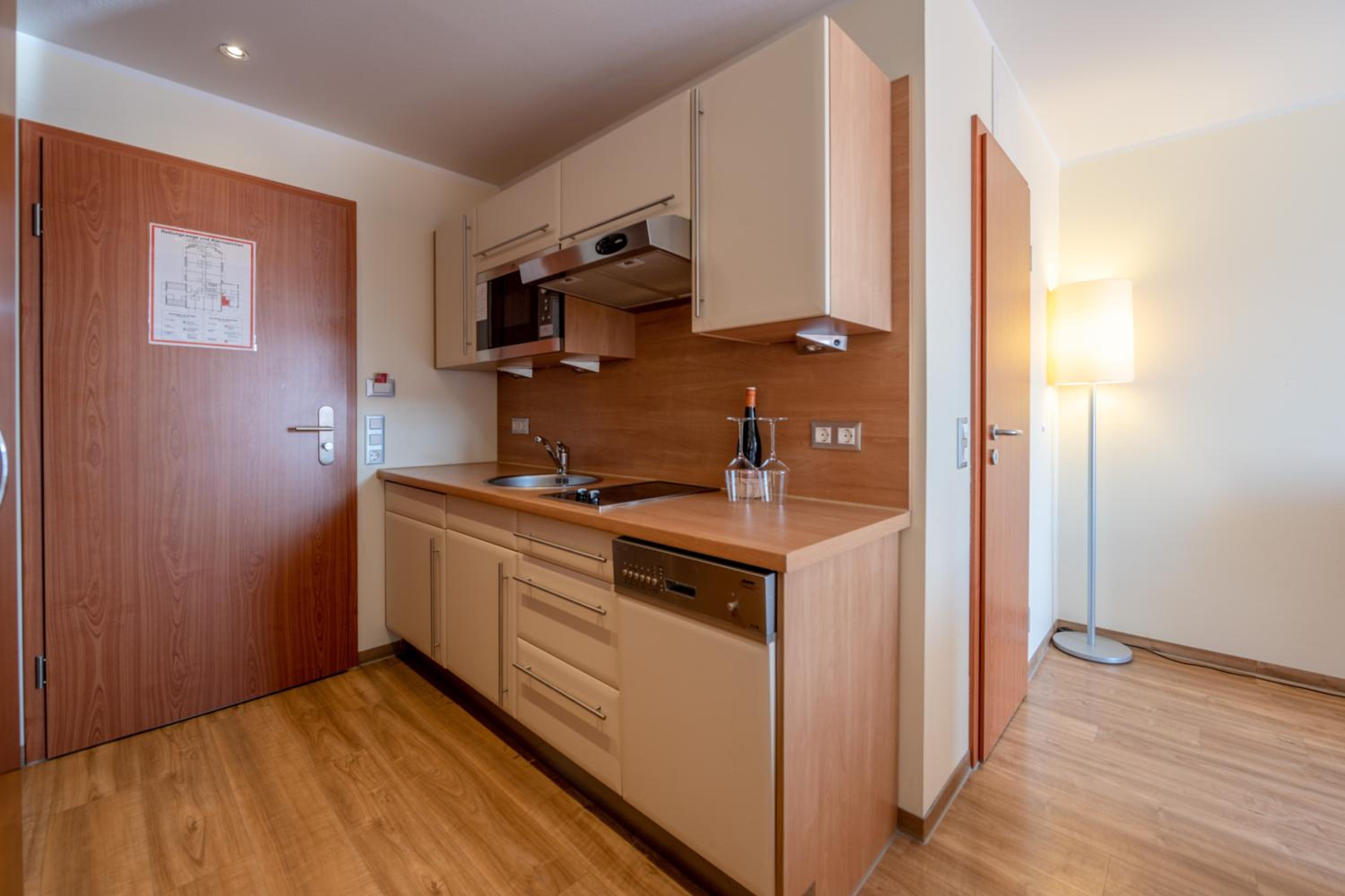 Apartment (4 Adults) - Photo 2