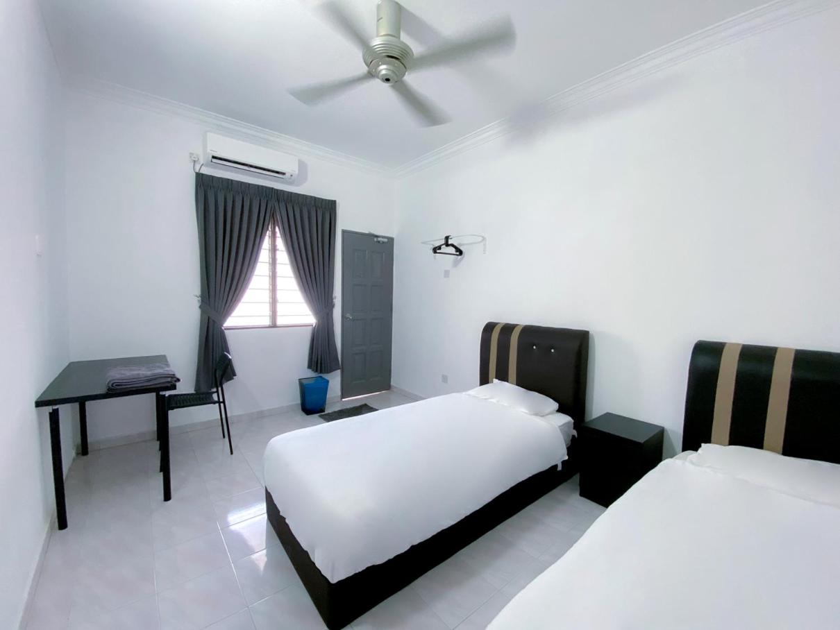 Deluxe Twin Room photo 3