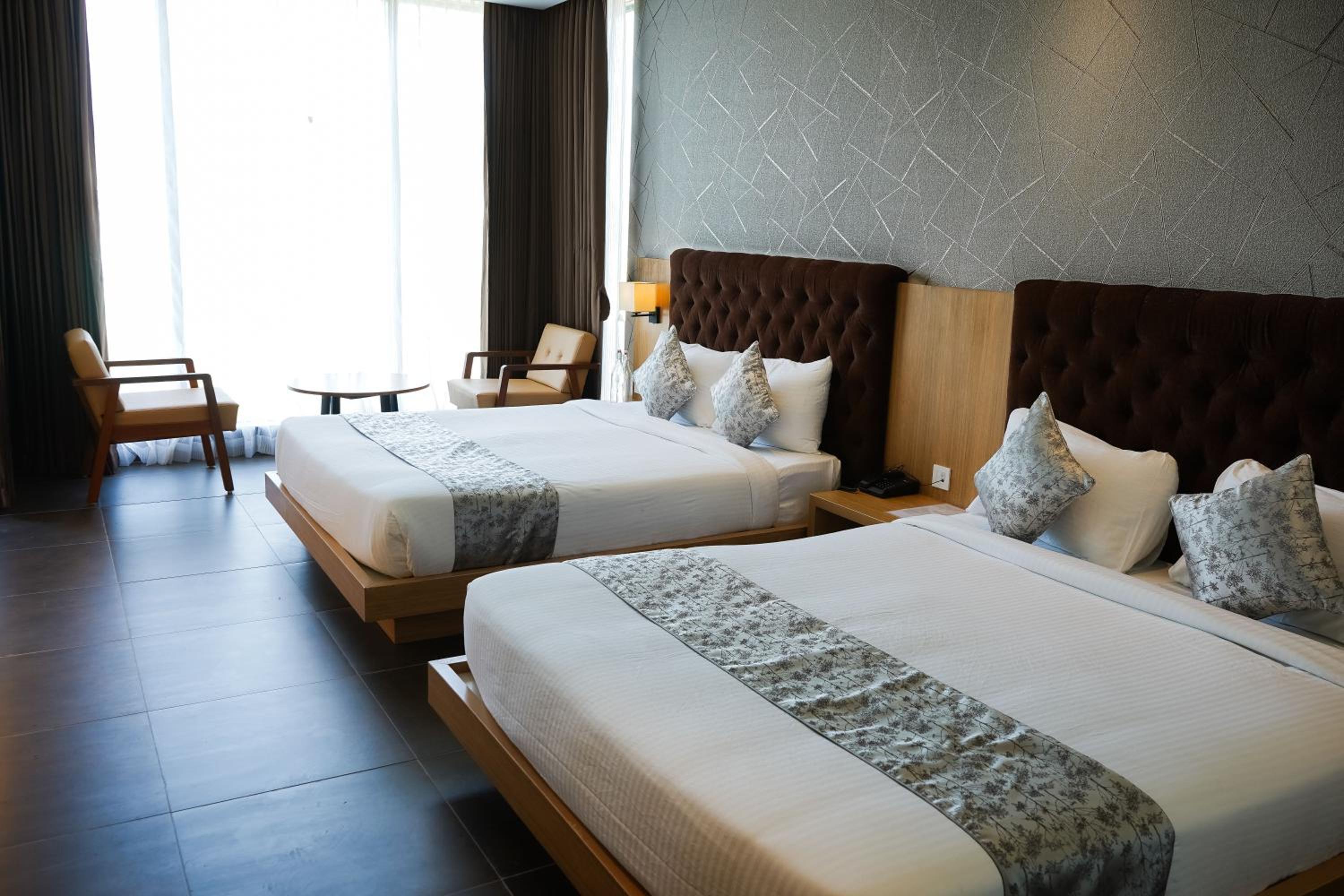 Superior King Room