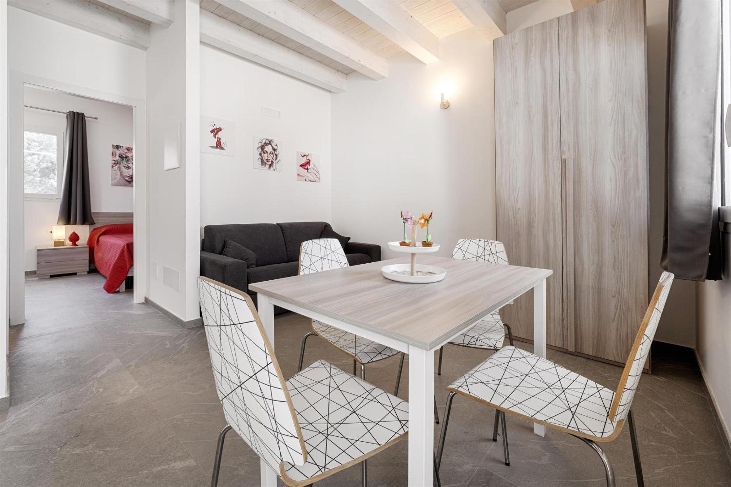 Apartment with Garden View