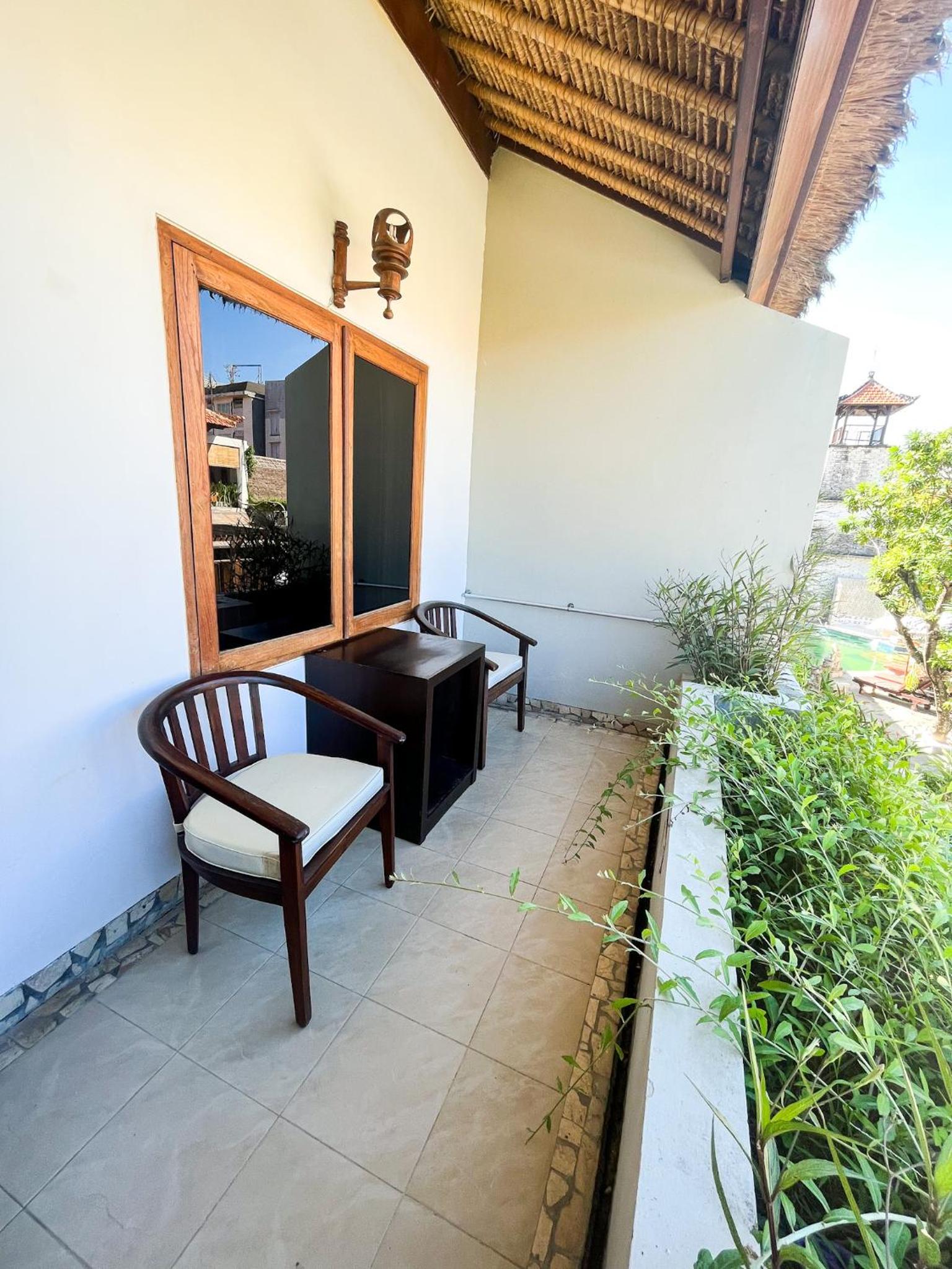 Deluxe Double or Twin Room with Balcony - Photo 2