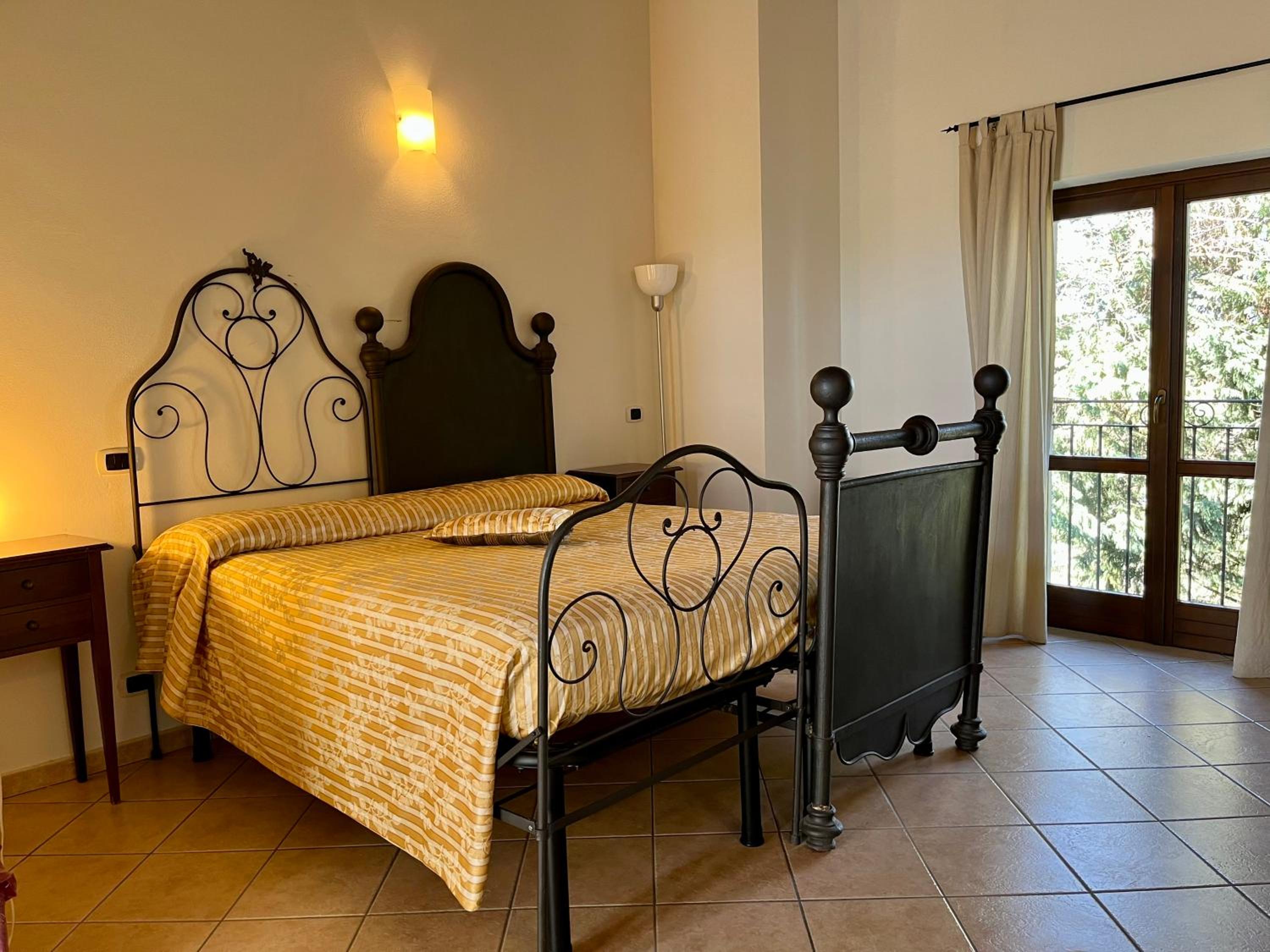 Triple Room with Garden View - Photo 1