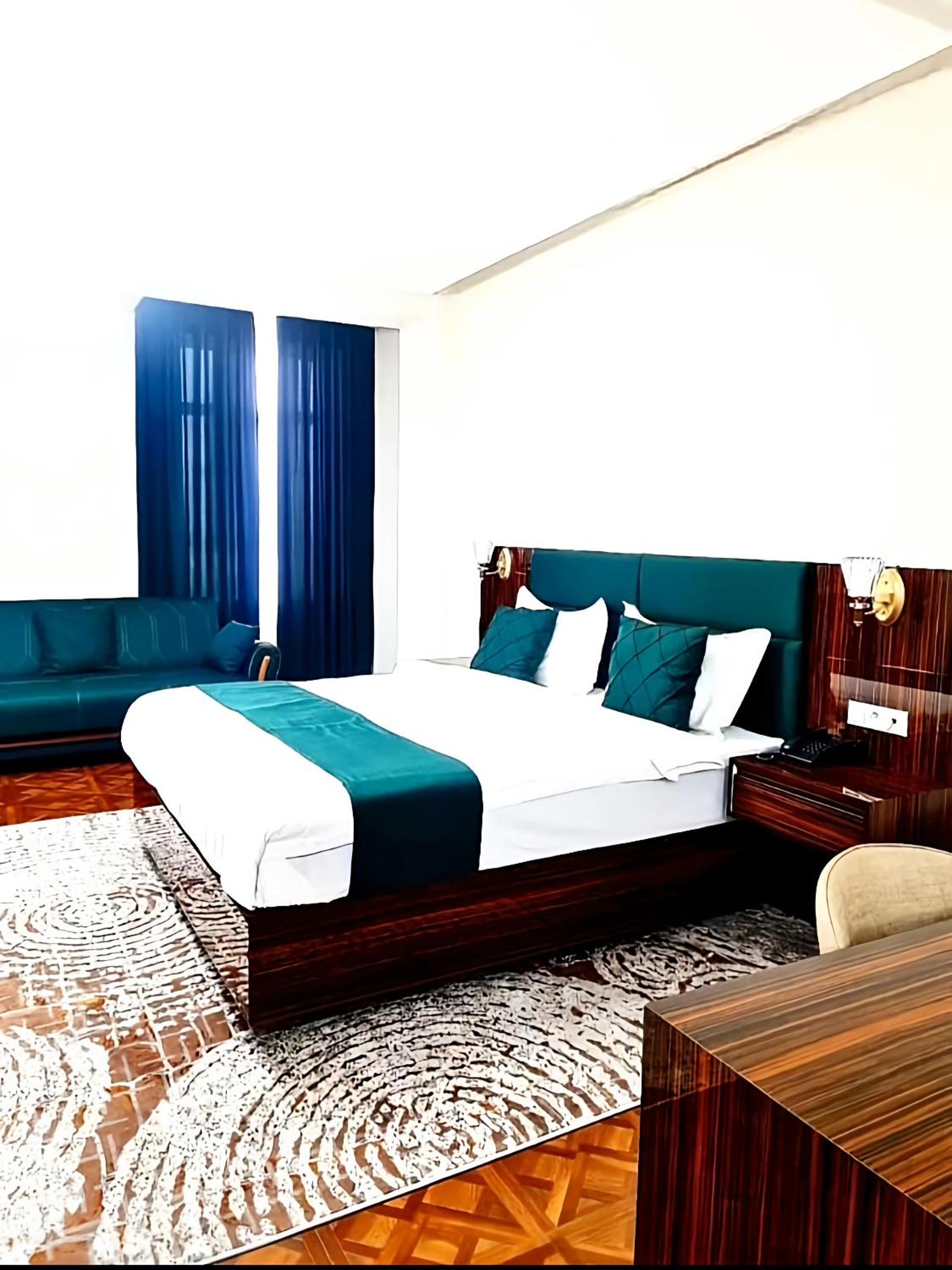 Superior Suite