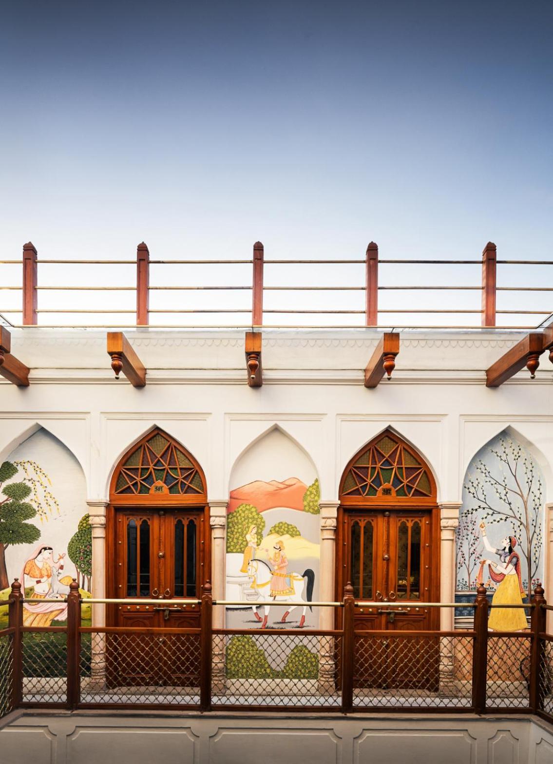 Mumtaz Mahal - Golden Haveli