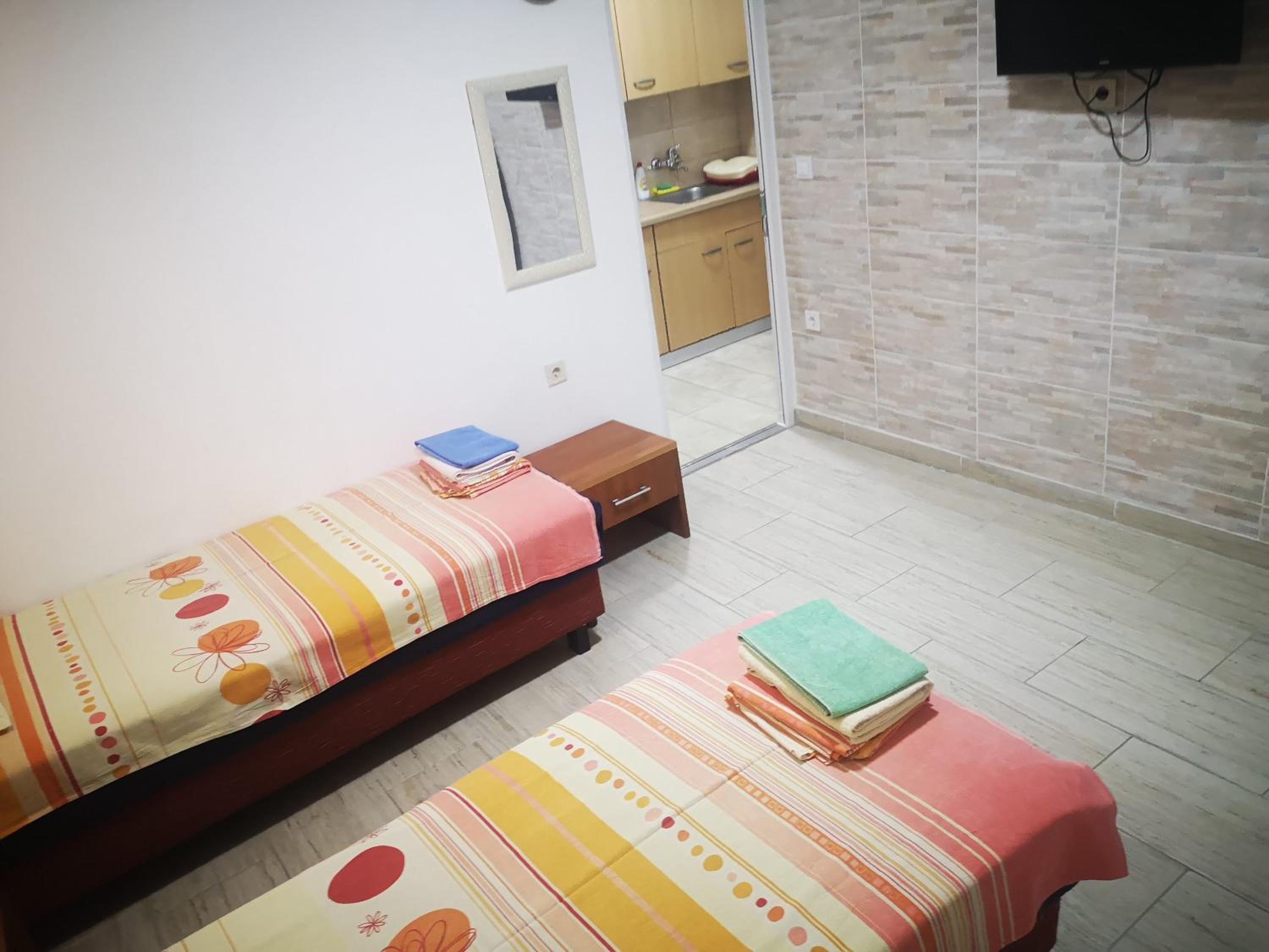 Apartment - Ground Floor photo 3