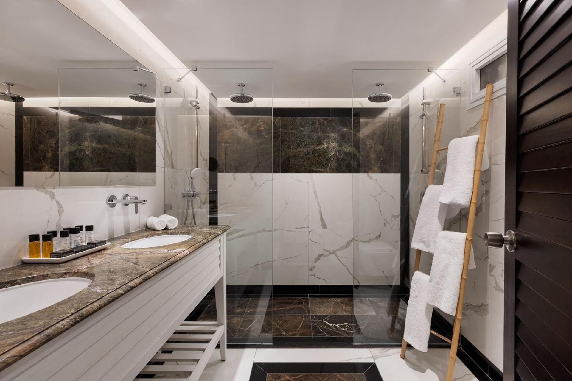 Siam Luxury photo 2