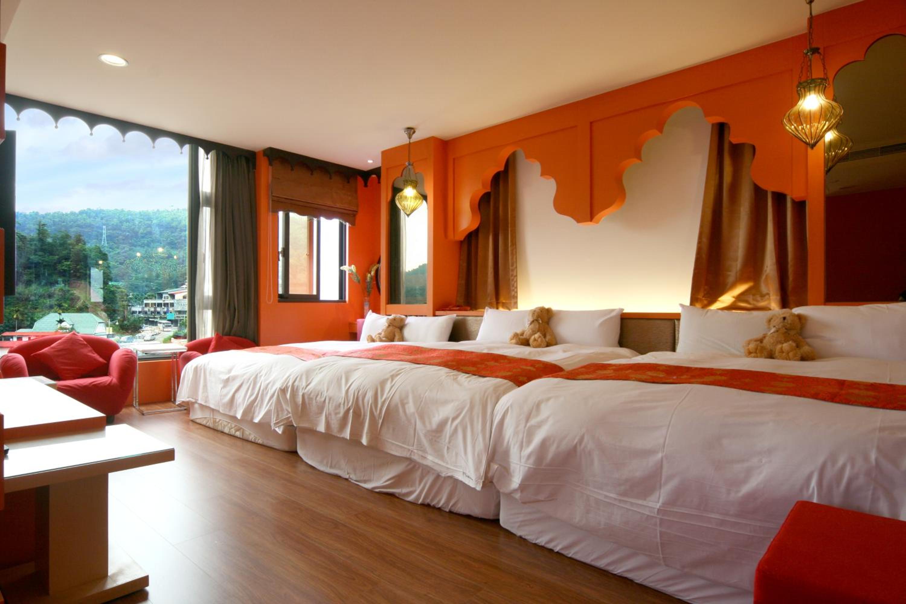 Deluxe Family Room (6 Adults) - Photo 2