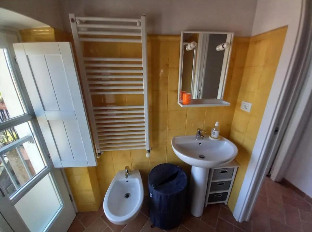 Two-Bedroom House - Photo 12