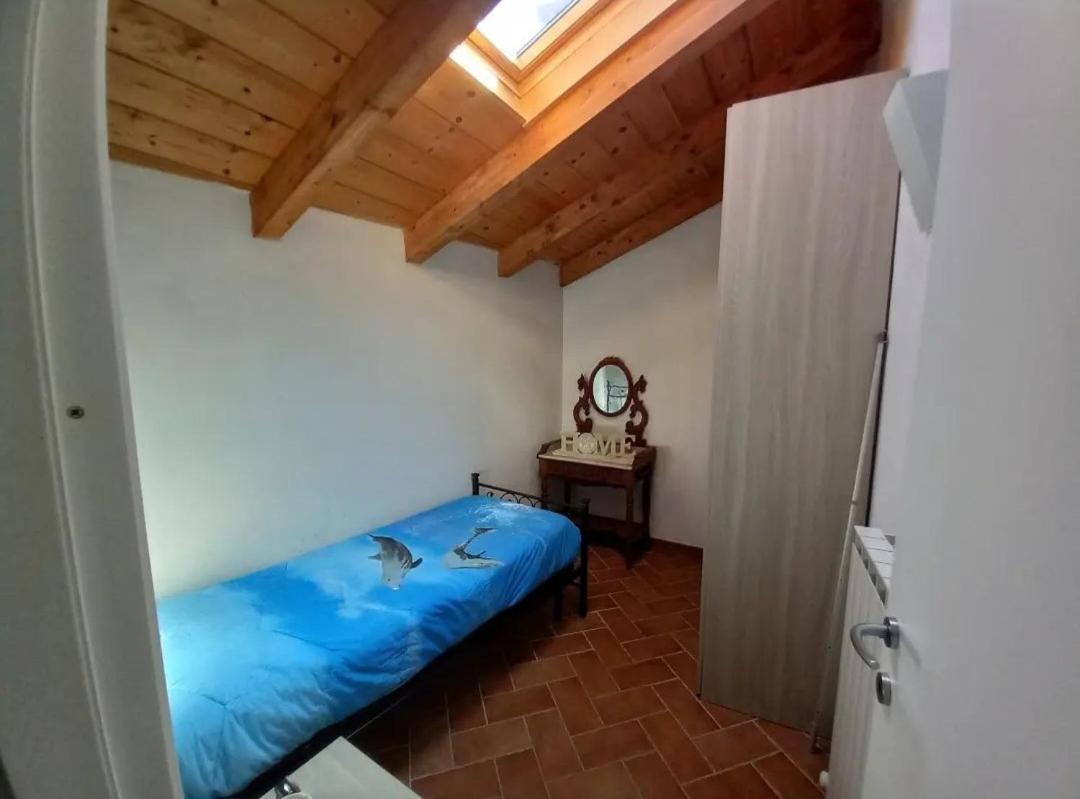 Two-Bedroom House - Photo 11