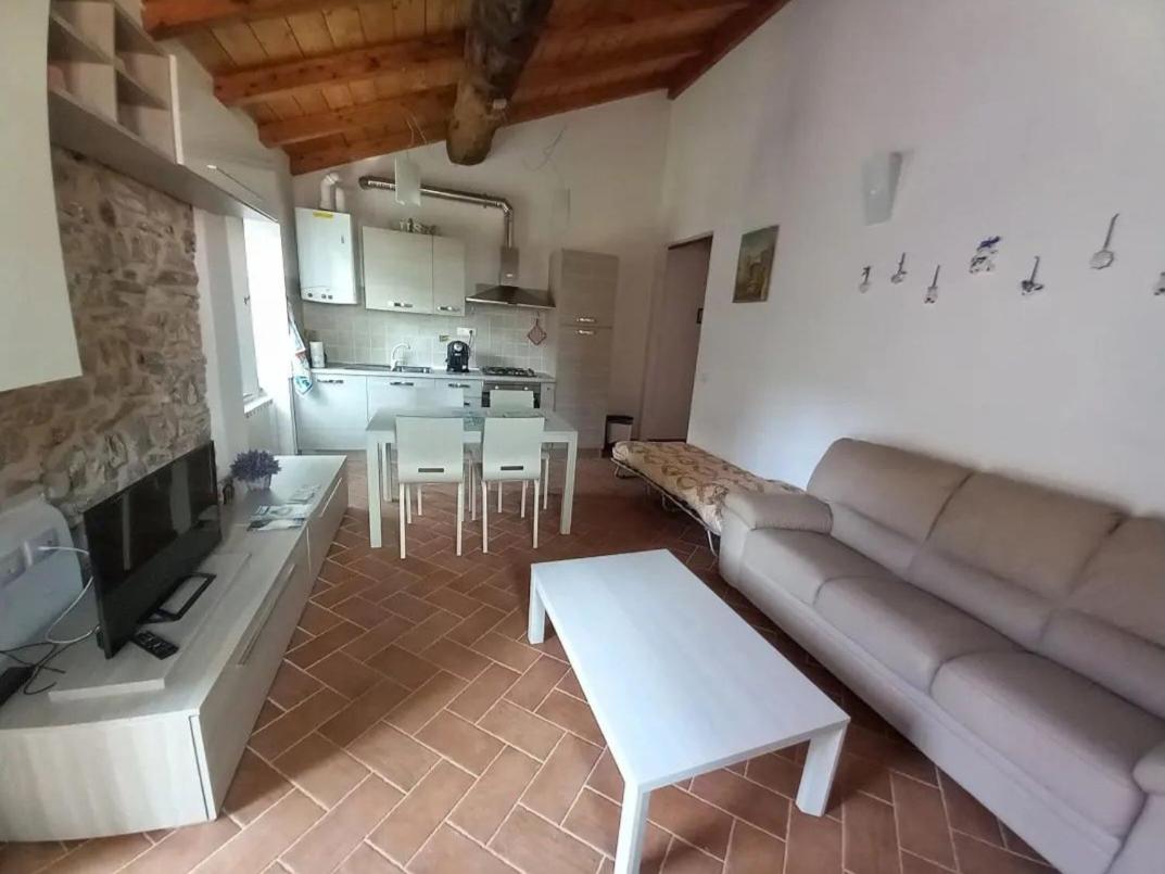 Two-Bedroom House - Photo 41