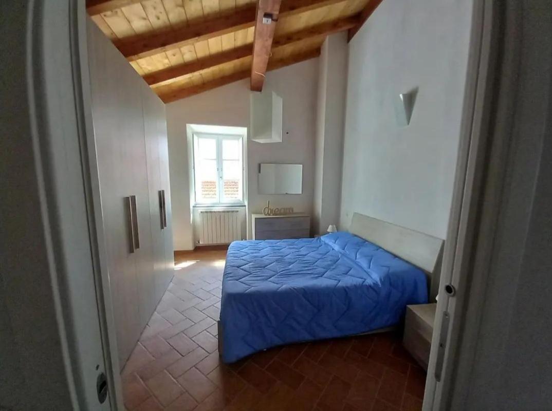 Two-Bedroom House - Photo 10
