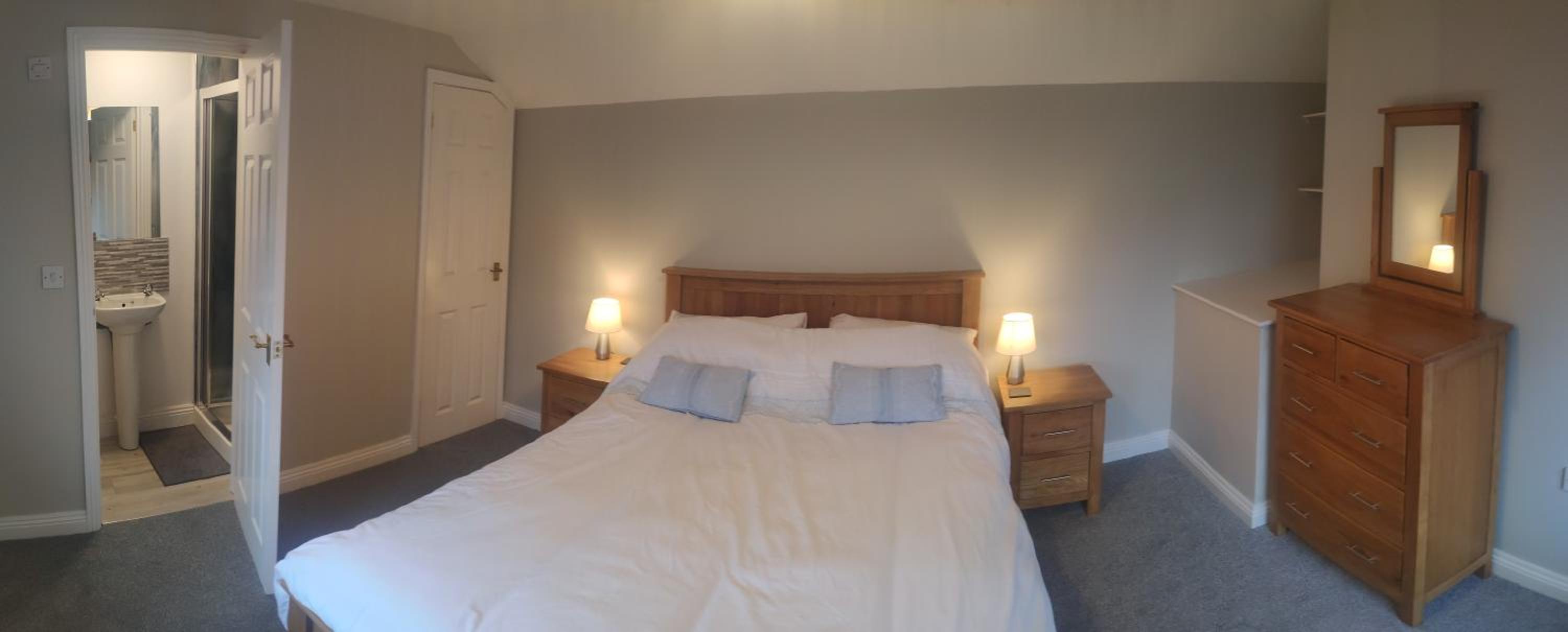 One-Bedroom House photo 2