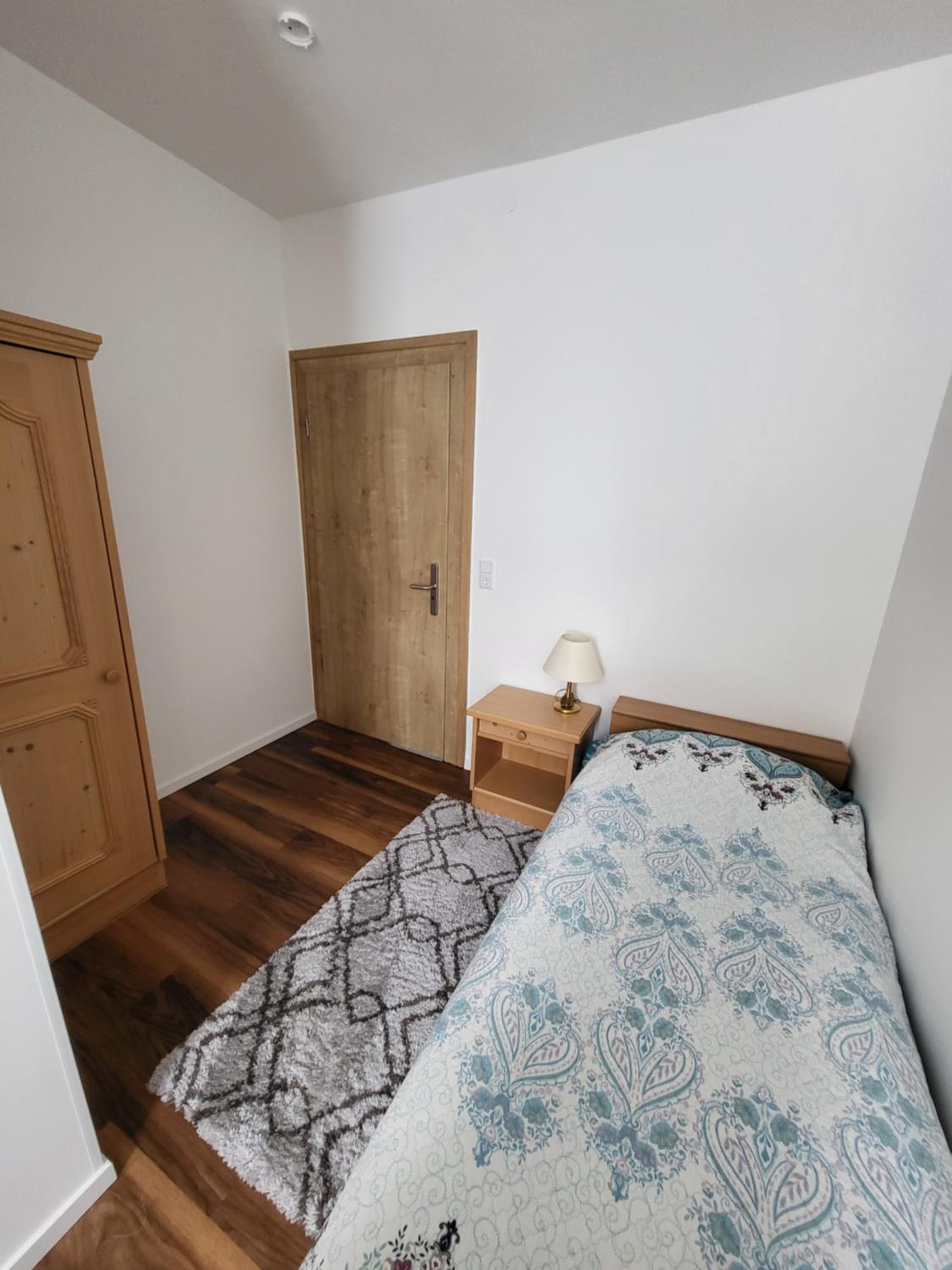 Single Room with Private Bathroom photo 1
