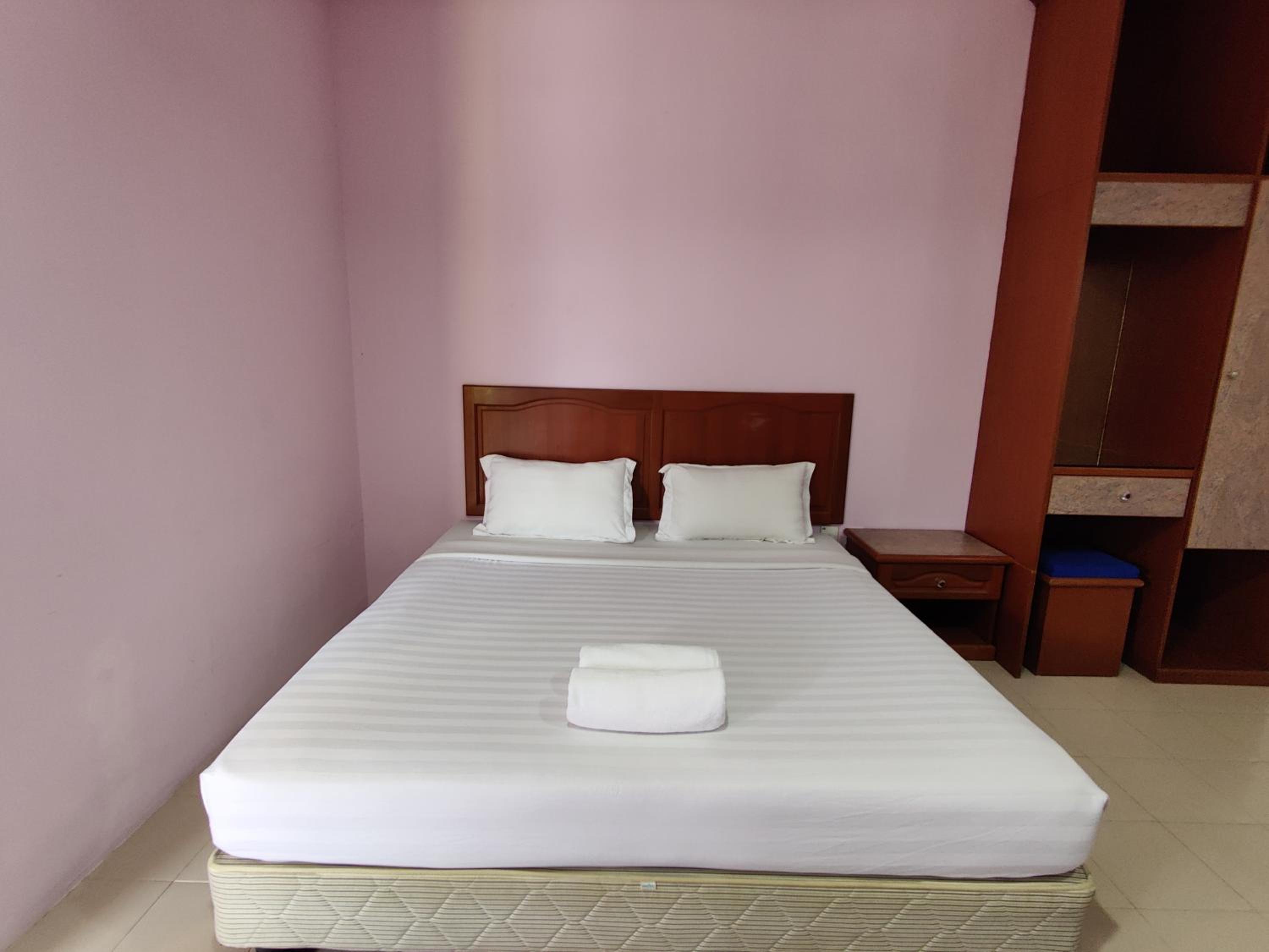 Chalet Deluxe King Bed with Balcony - Photo 1