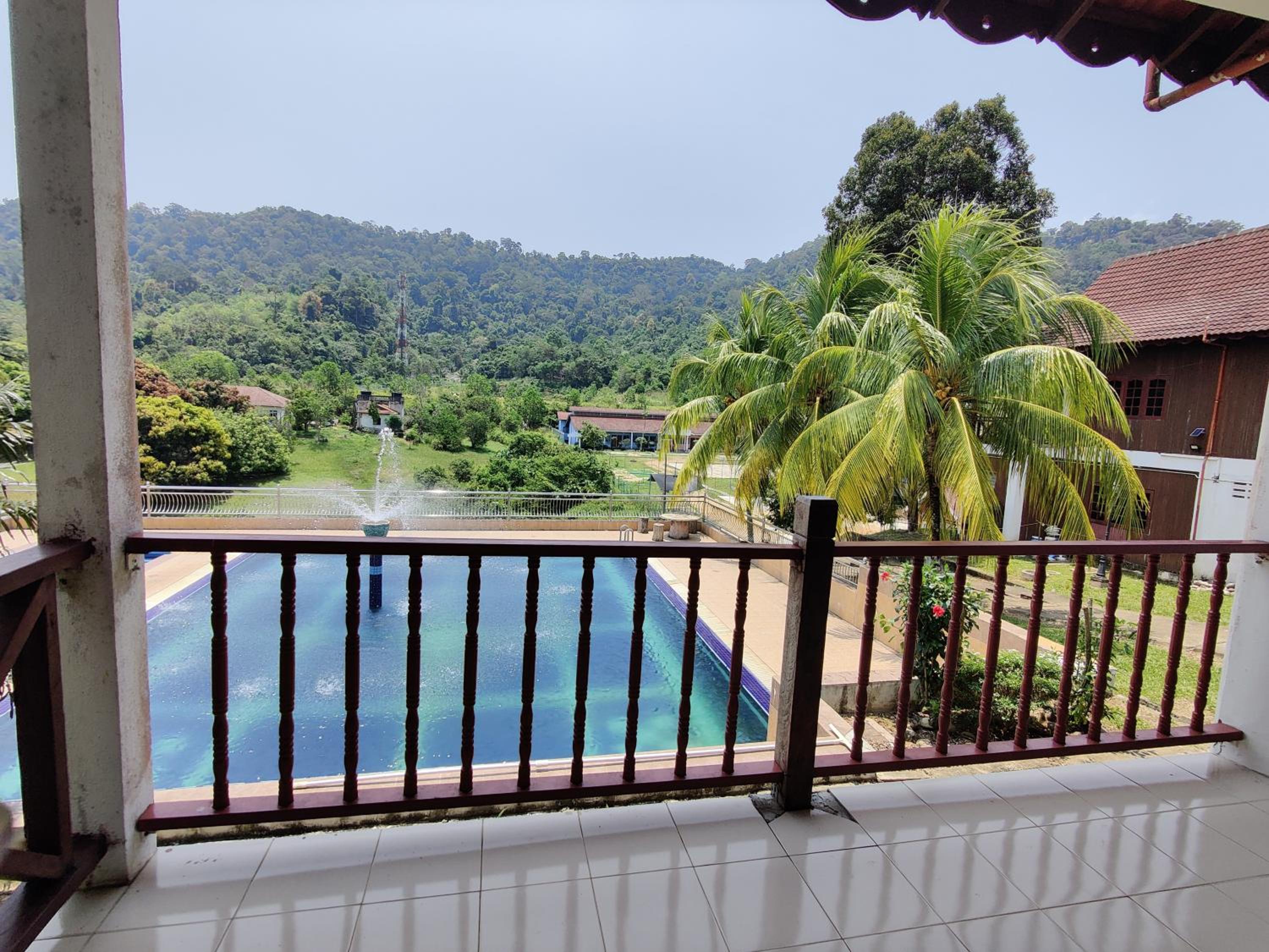 Chalet Deluxe King Bed with Balcony - Photo 5