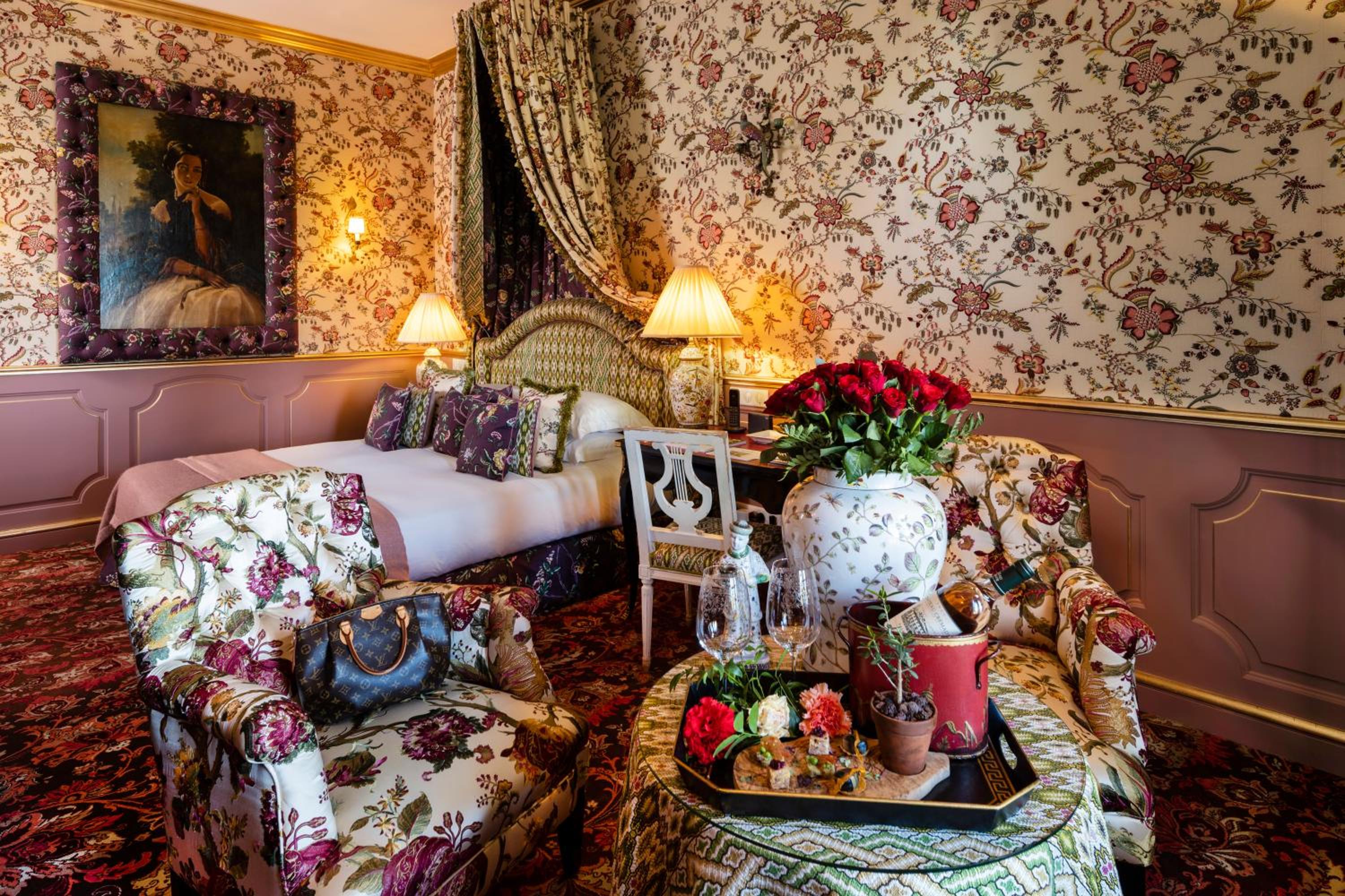 Junior Suite with Free Spa Access thumbnail 6