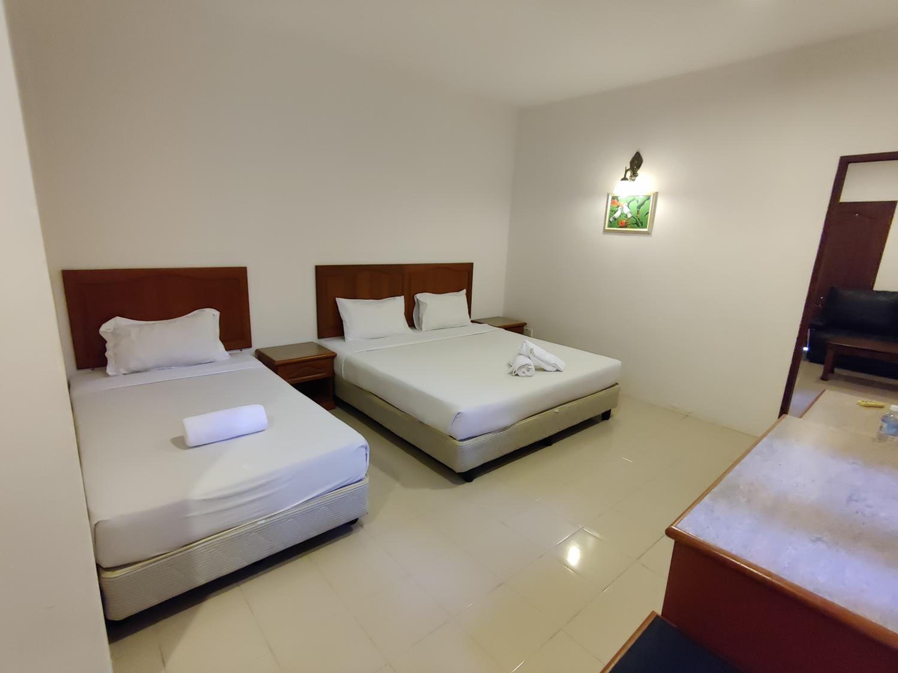 Chalet Family Room with Balcony (409)(1Queen+3Single) photo 3
