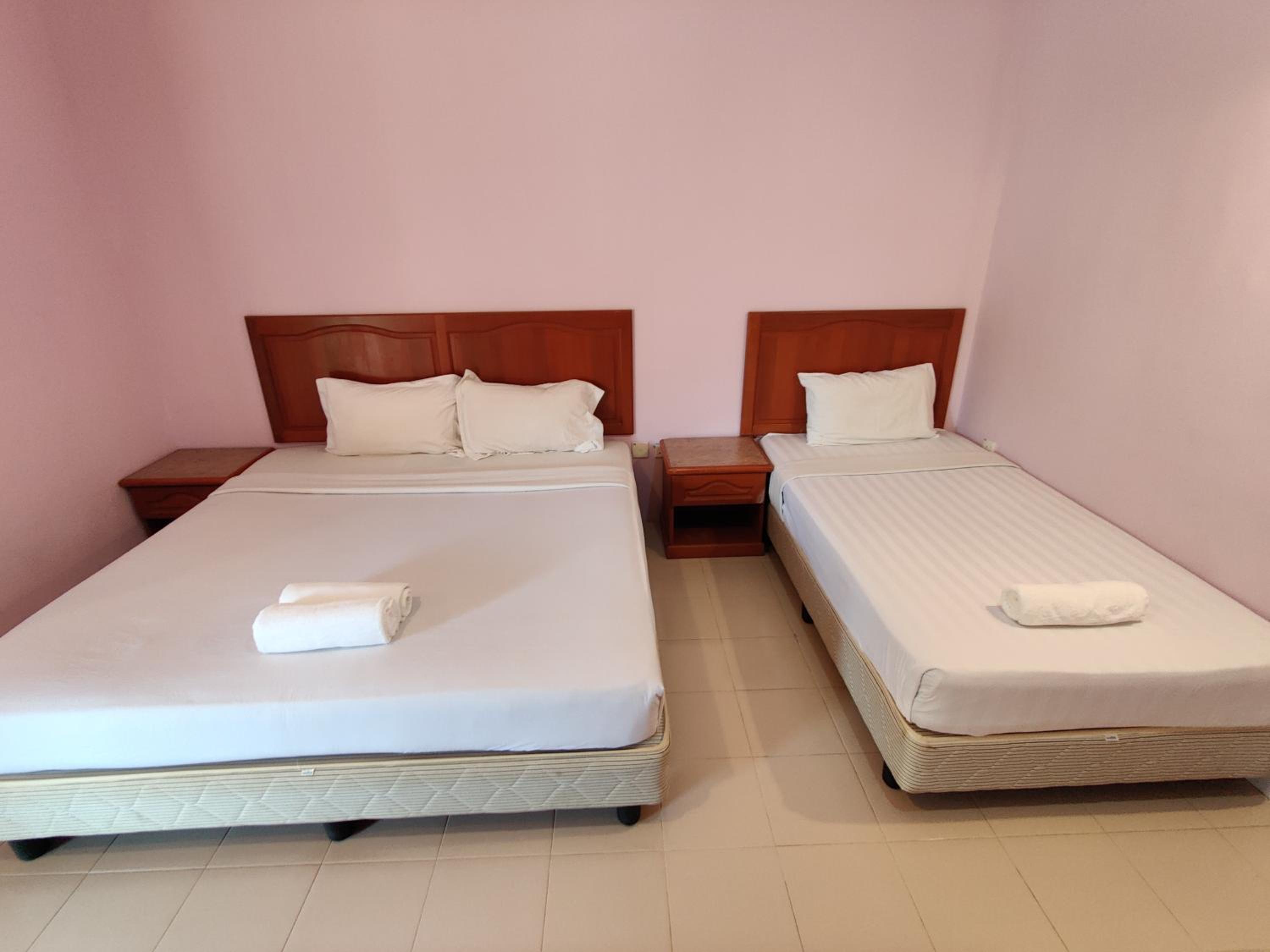 Chalet Triple Bedroom (1K+1S) photo 2