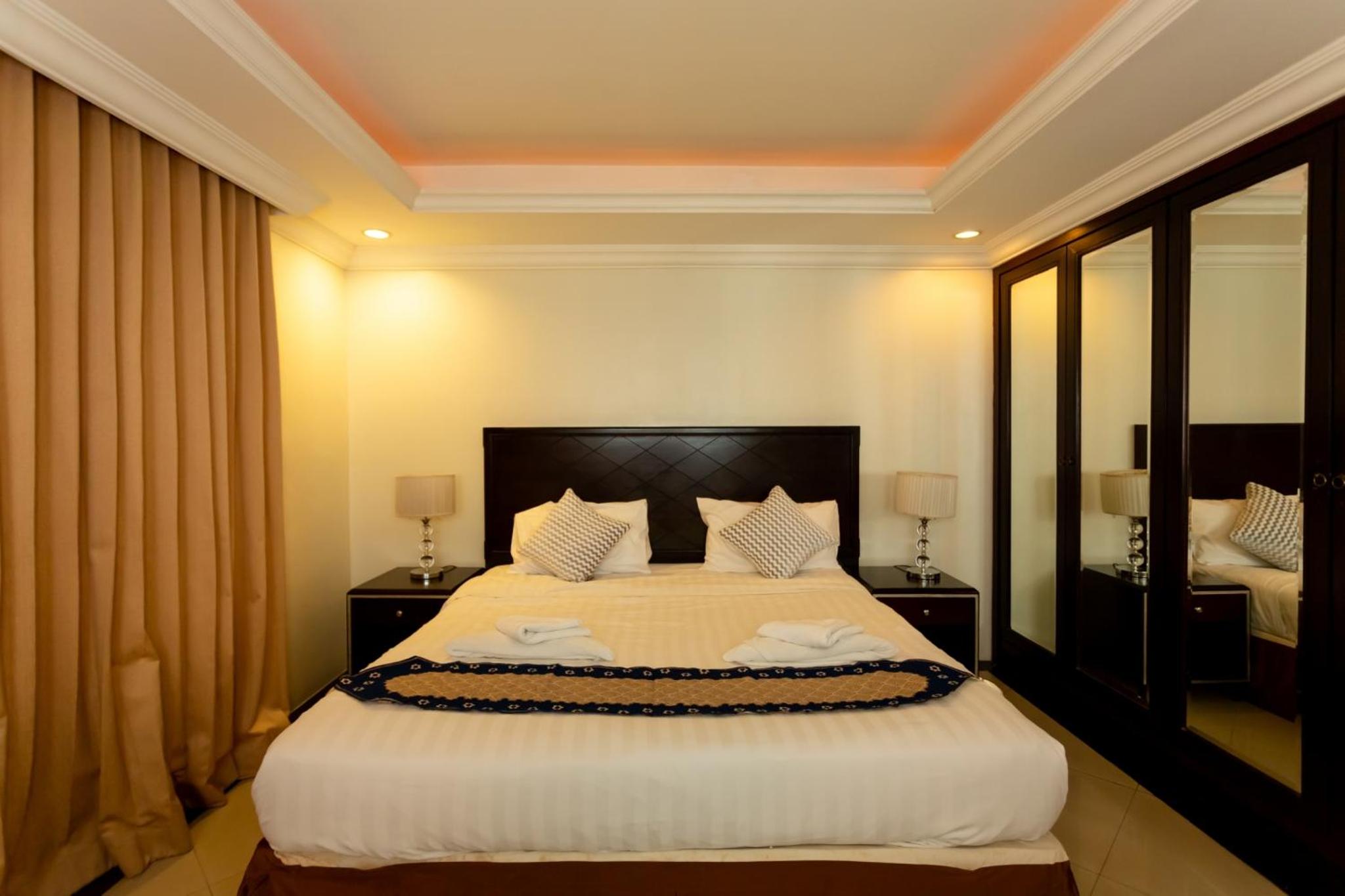 Queen Room - Photo 1