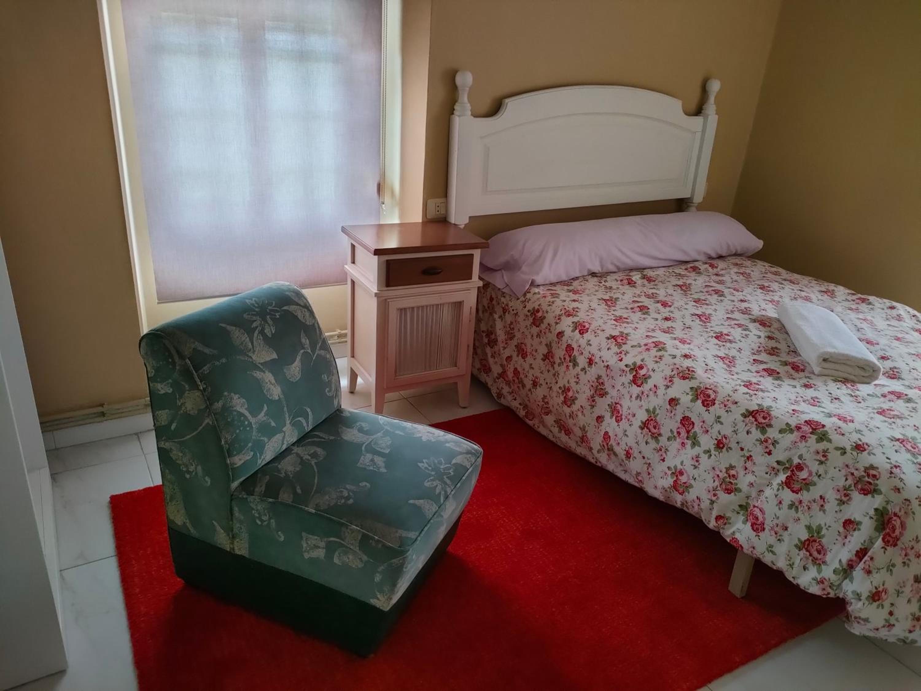 Deluxe Double or Twin Room photo 2