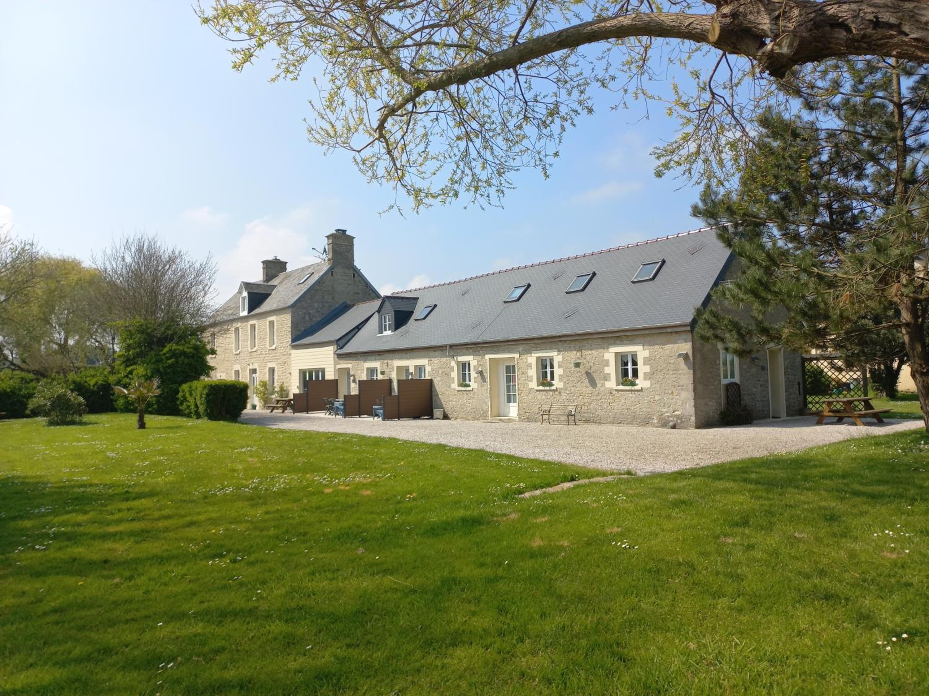 Three-Bedroom House photo 1