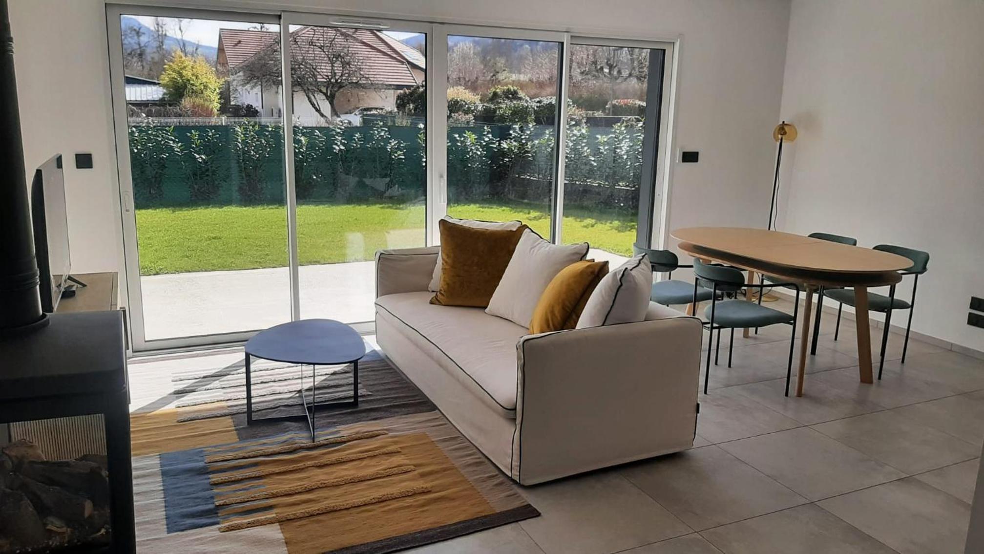Two-Bedroom Villa - Photo 4