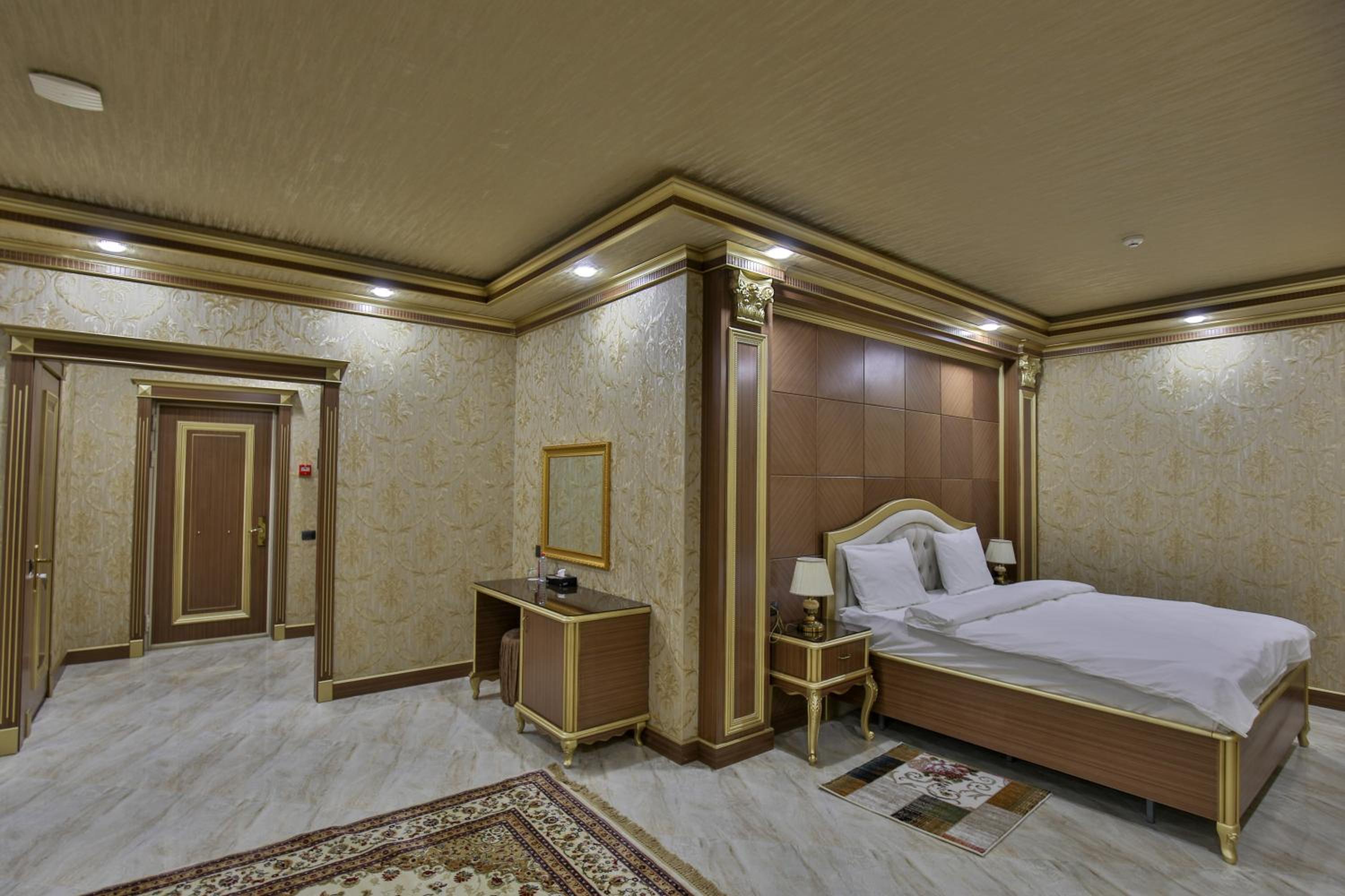 King Suite