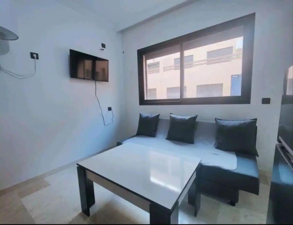 Apartment With Garden View