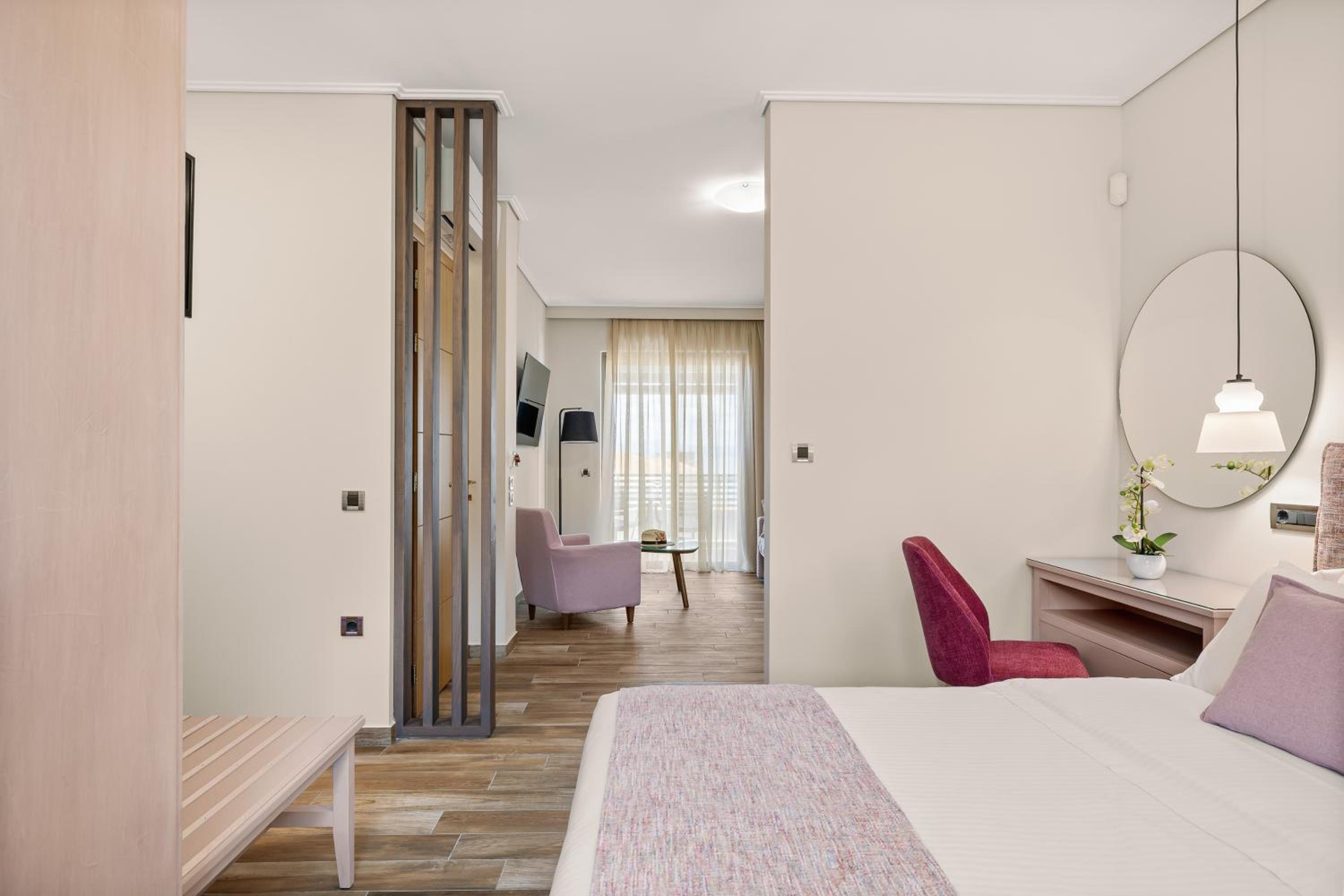 Deluxe Family Apartment with Garden View  - Photo 7