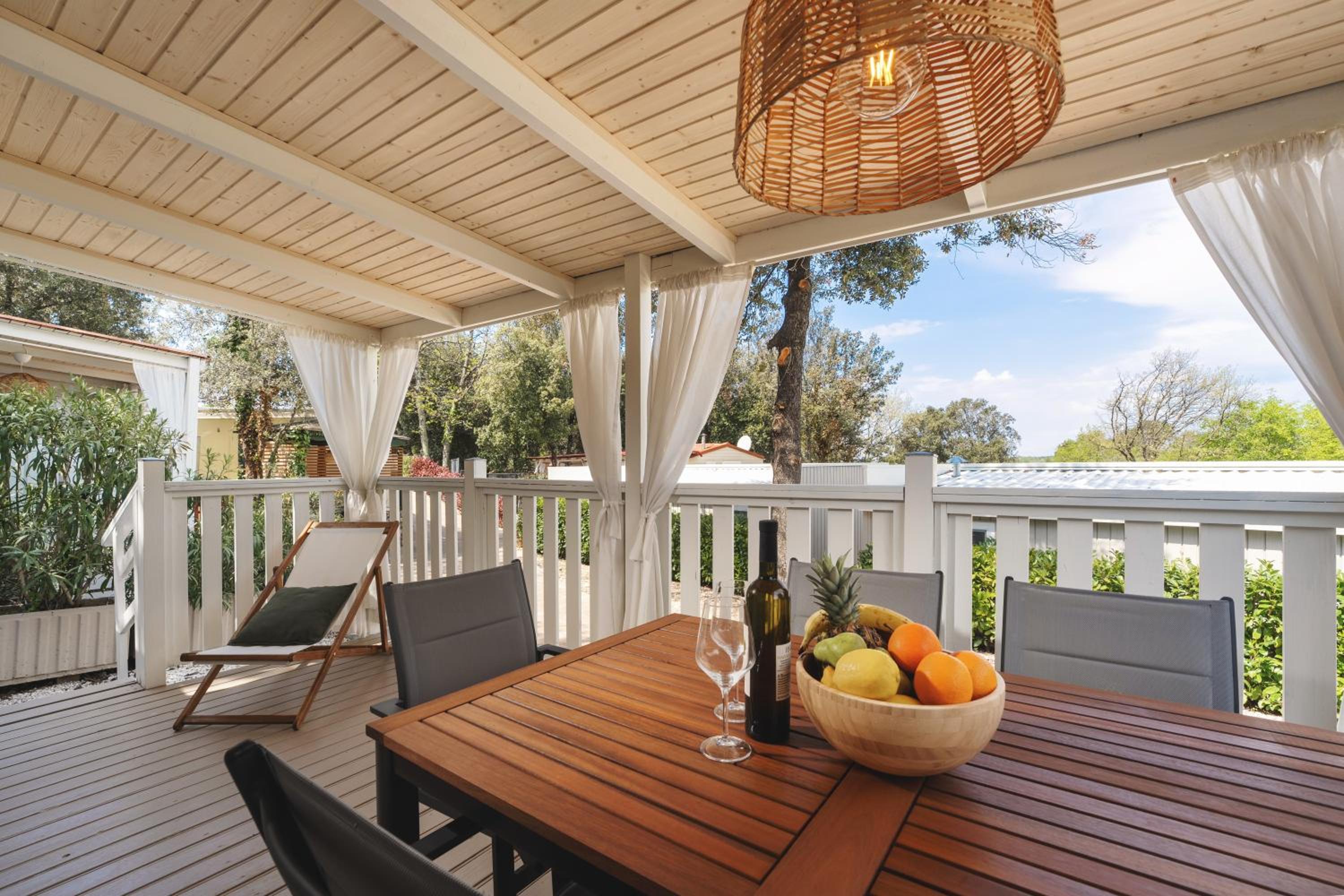 Standard Two-Bedroom Mobile Home with Garden View  - Photo 14