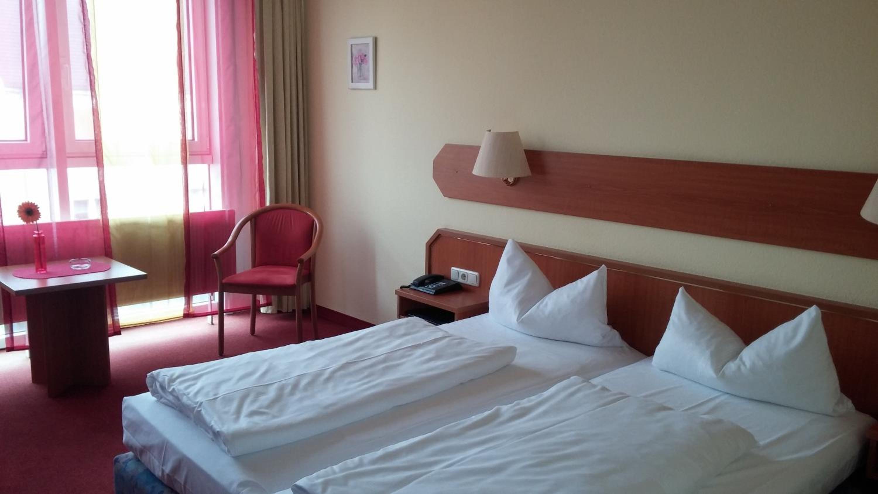 Standard Double Room photo 2