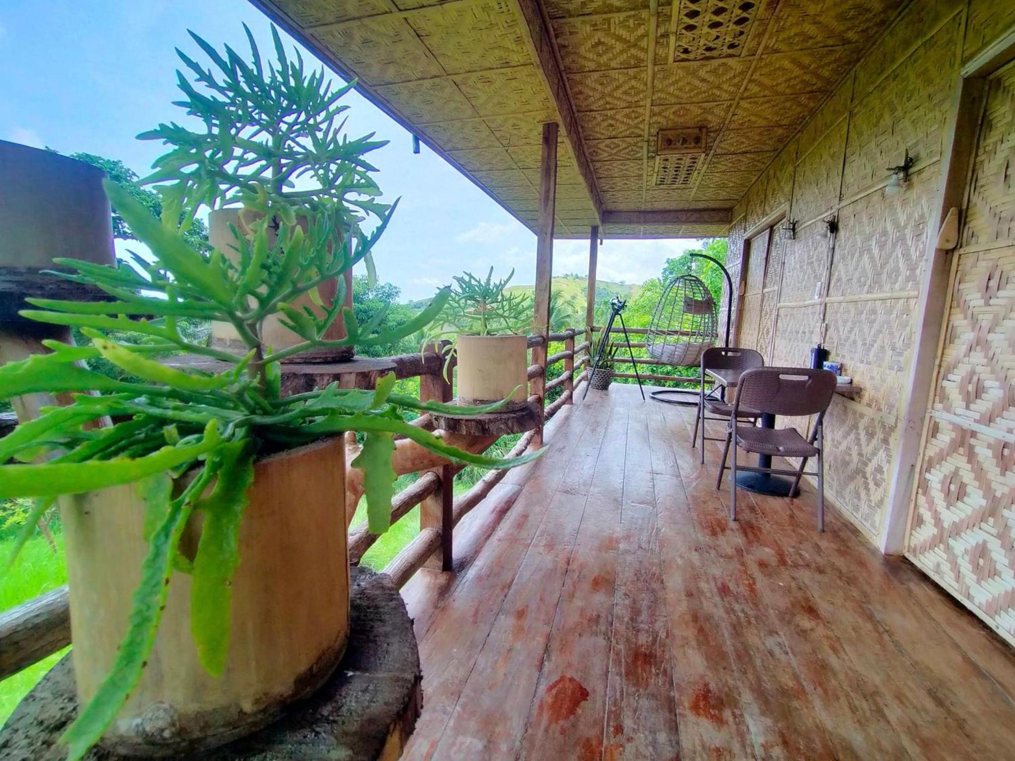 Deluxe Bungalow with Sea View - Photo 8