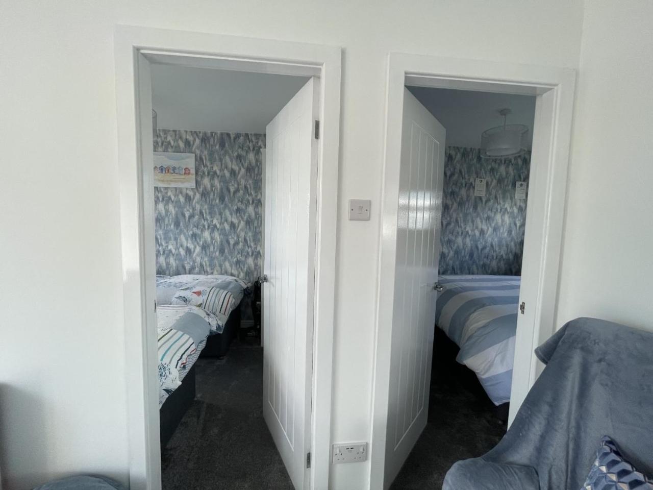 Two-Bedroom House photo 2