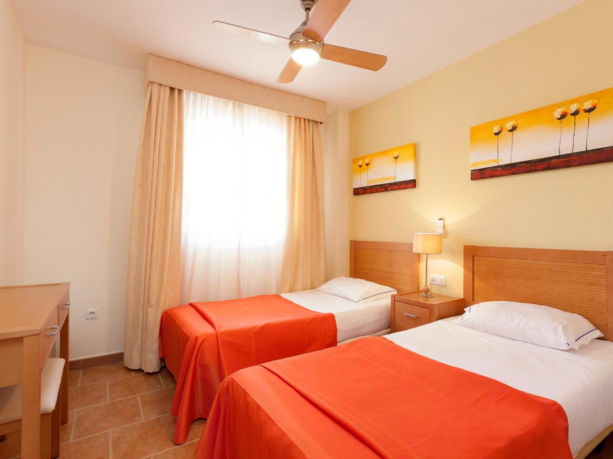 Apartamento de Dos Dormitorios (5-6 Adultos)