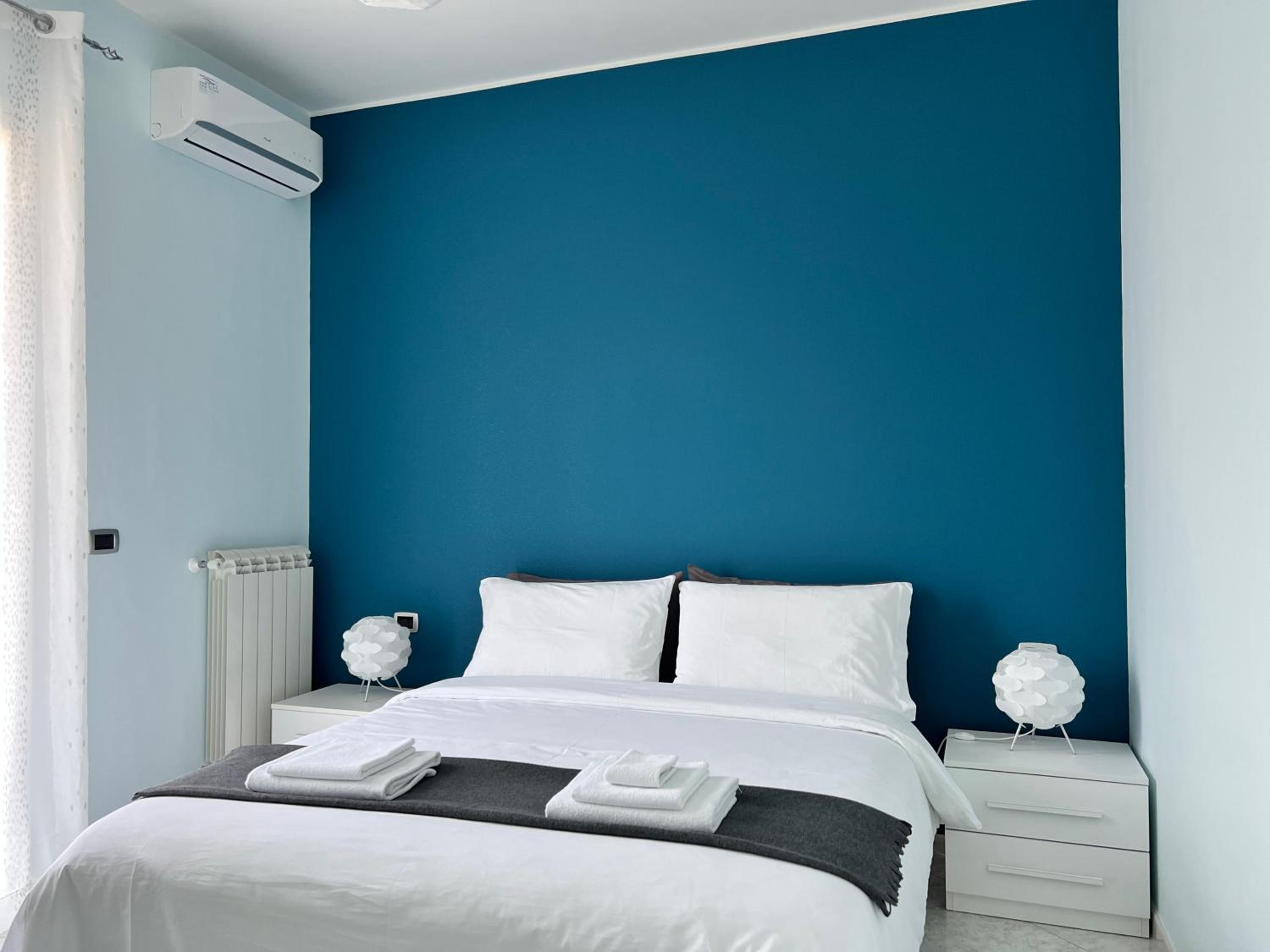 Double Room - Photo 5