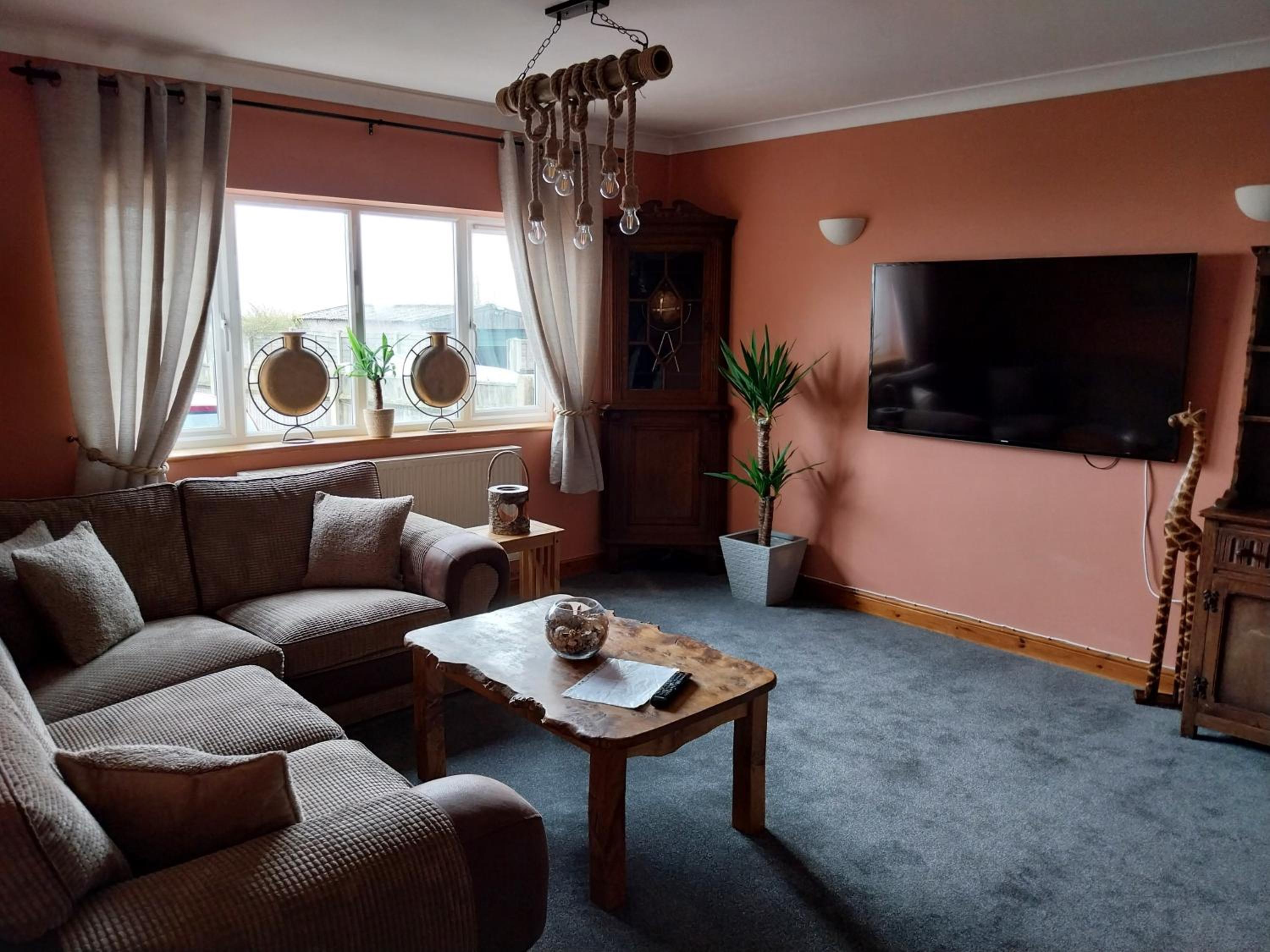 Apartment photo 1
