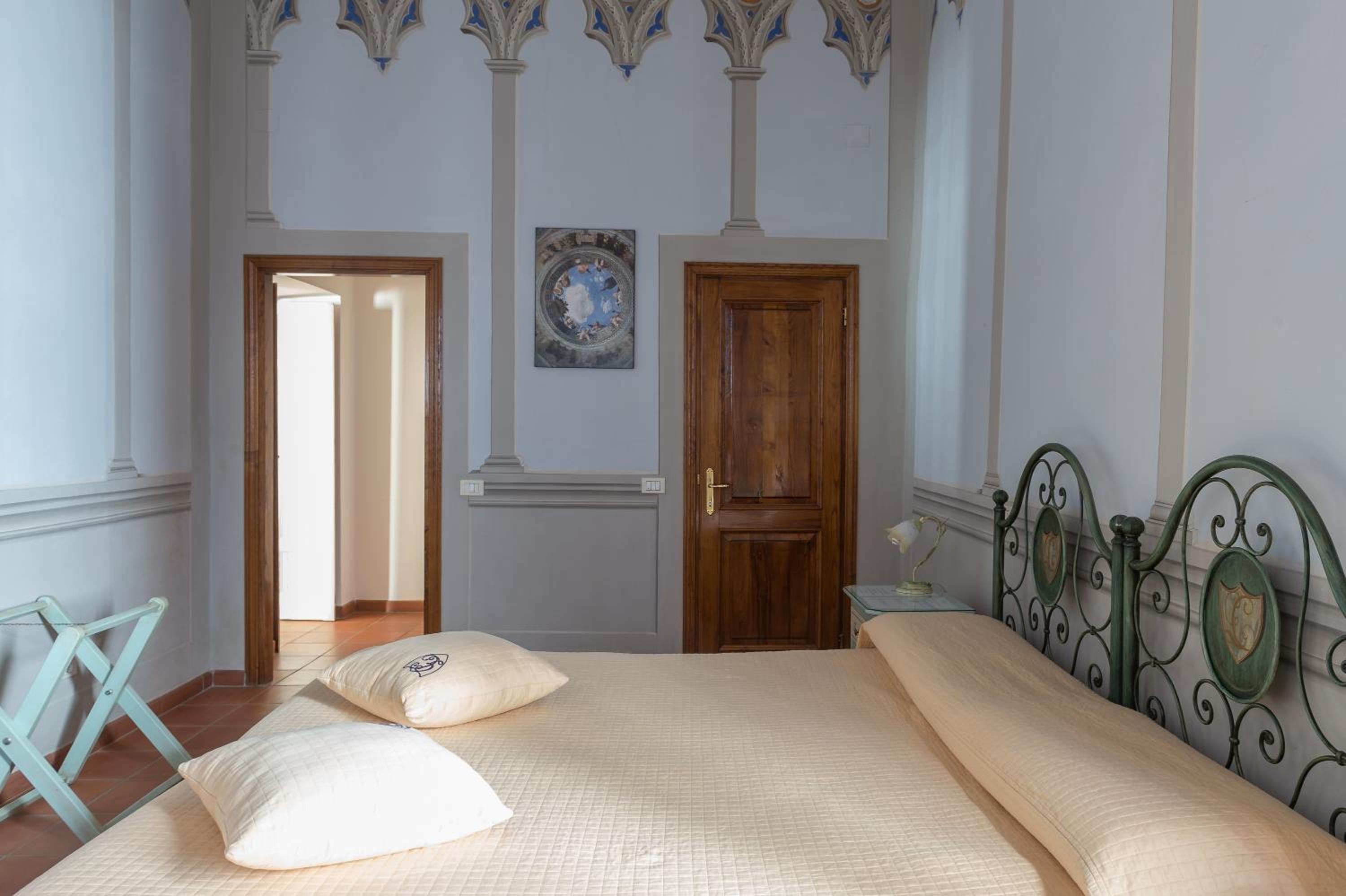 Suite - Photo 7